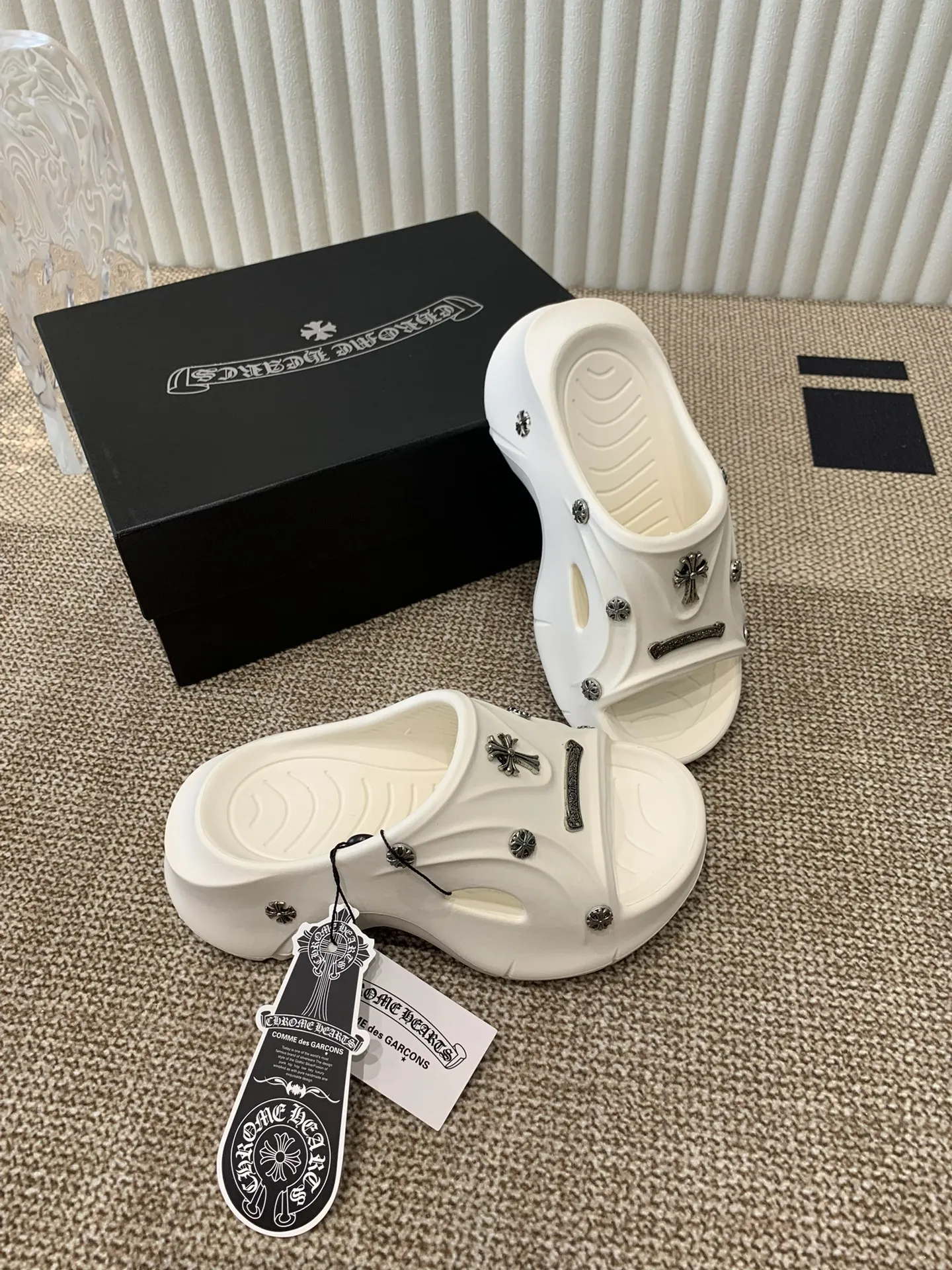 Chrome Hearts 24ss ホワイト クロスデザイン - 画像 (9)