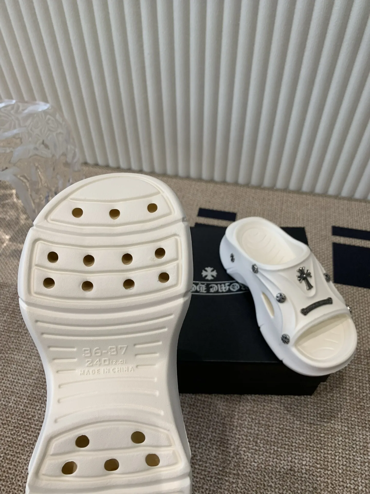 Chrome Hearts 24ss ホワイト クロスデザイン - 画像 (10)