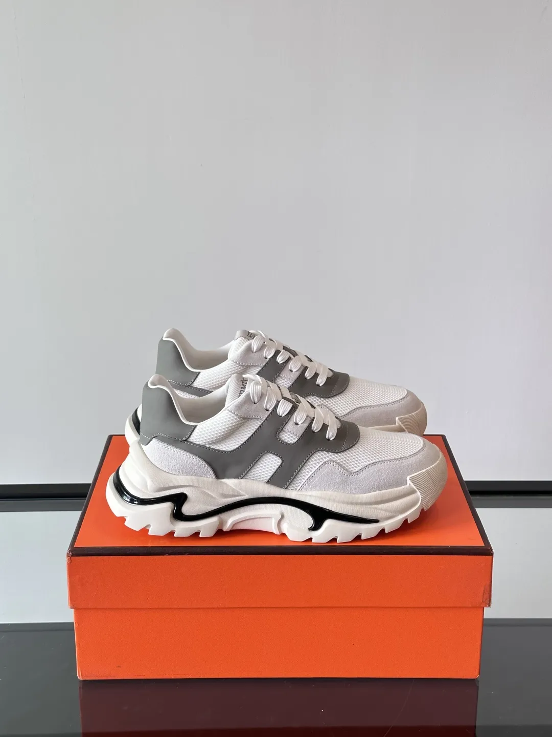 HERMES Hugo 厚底スニーカー ホワイトグレー