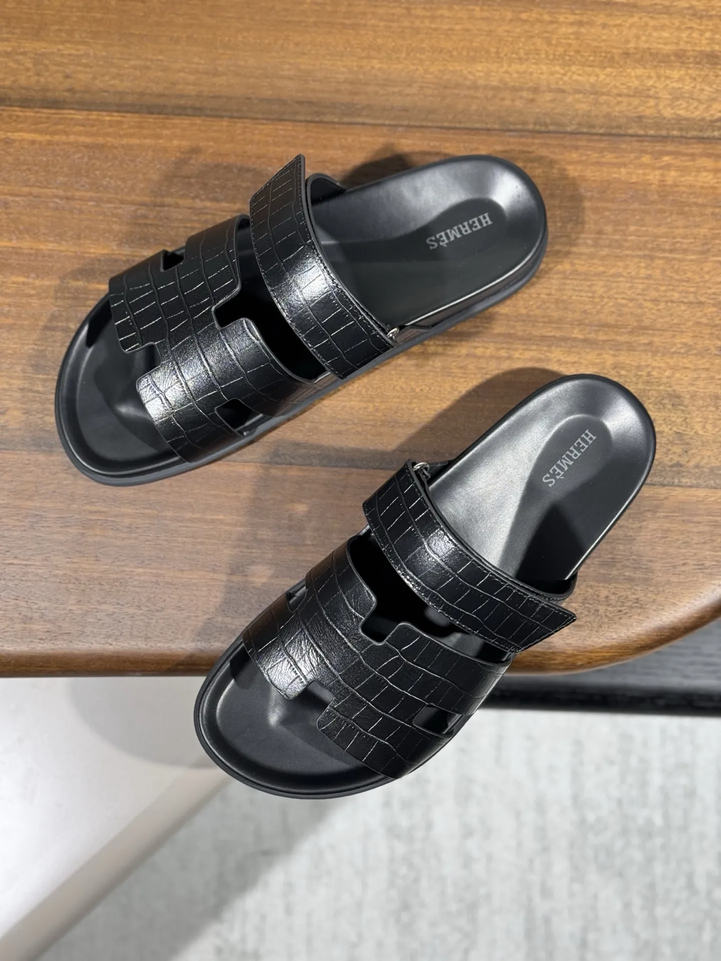 エルメス 黒 クロコダイルスキップスロー - 画像 (3)