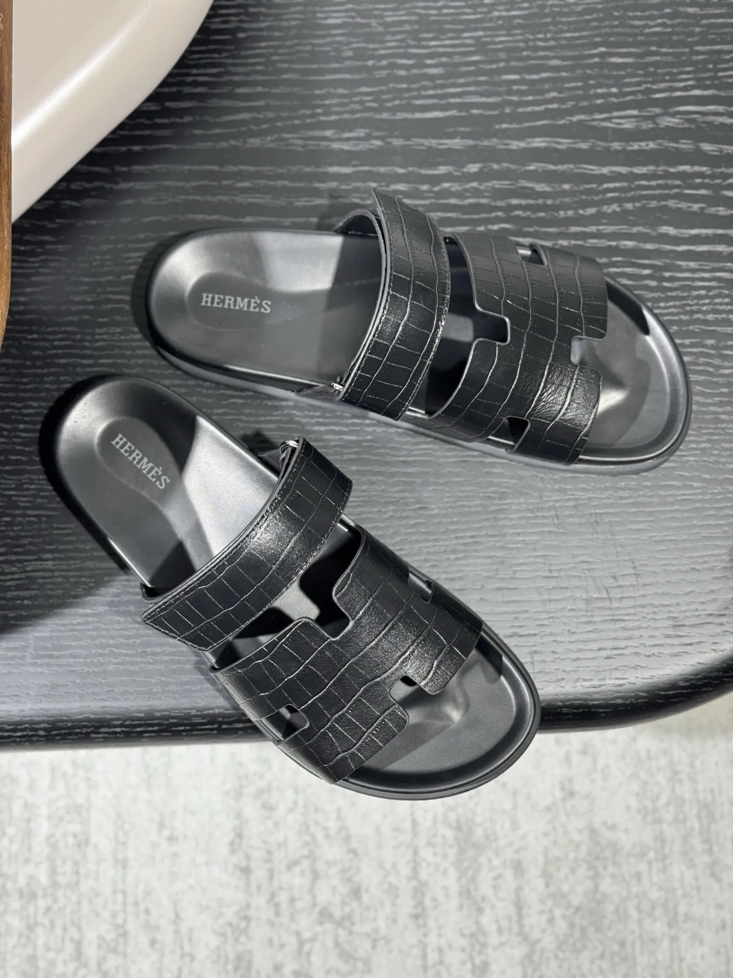 エルメス 黒 クロコダイルスキップスロー - 画像 (4)