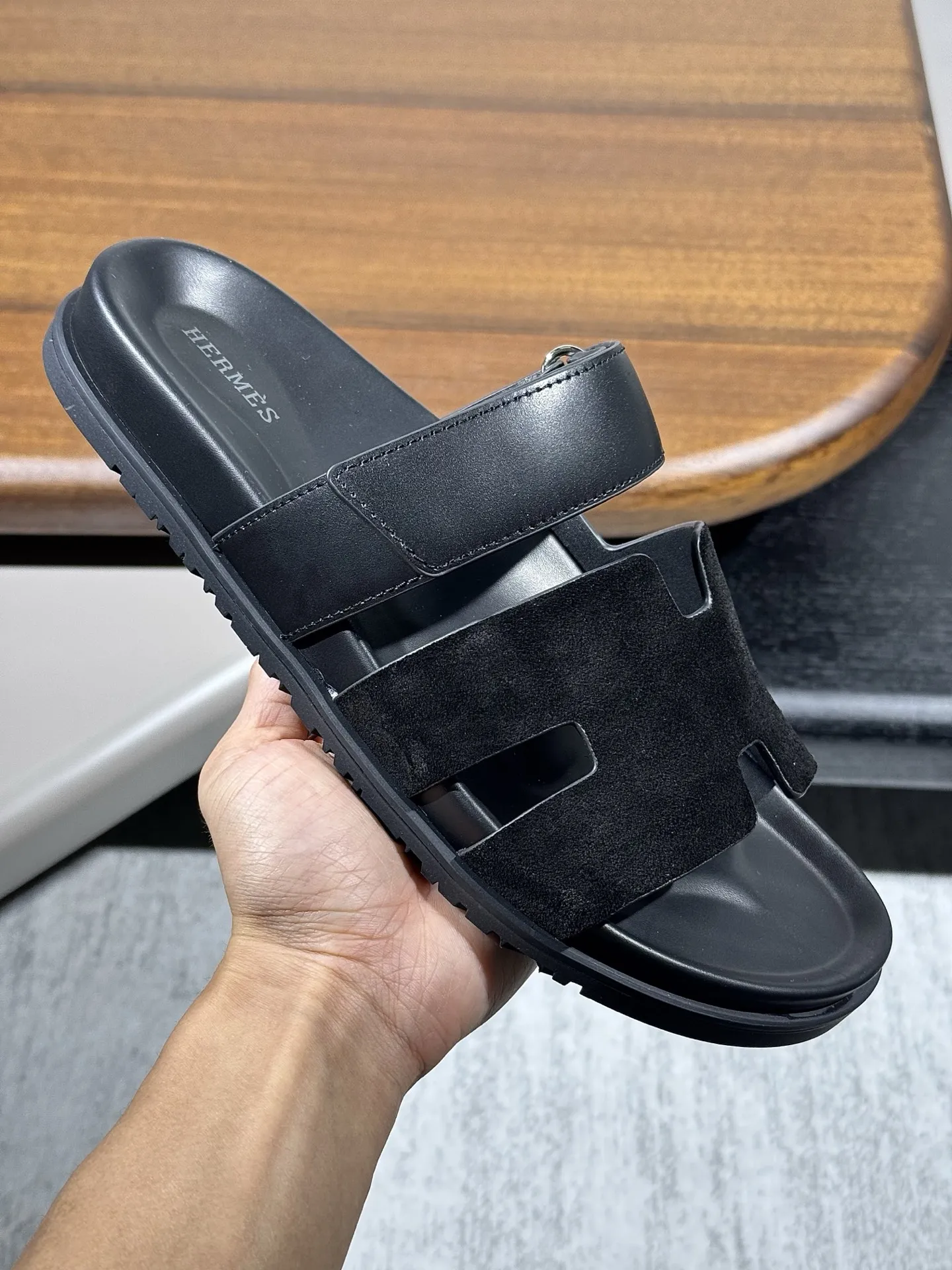 エルメス 黒 クラシックスエードサンダル - 画像 (6)
