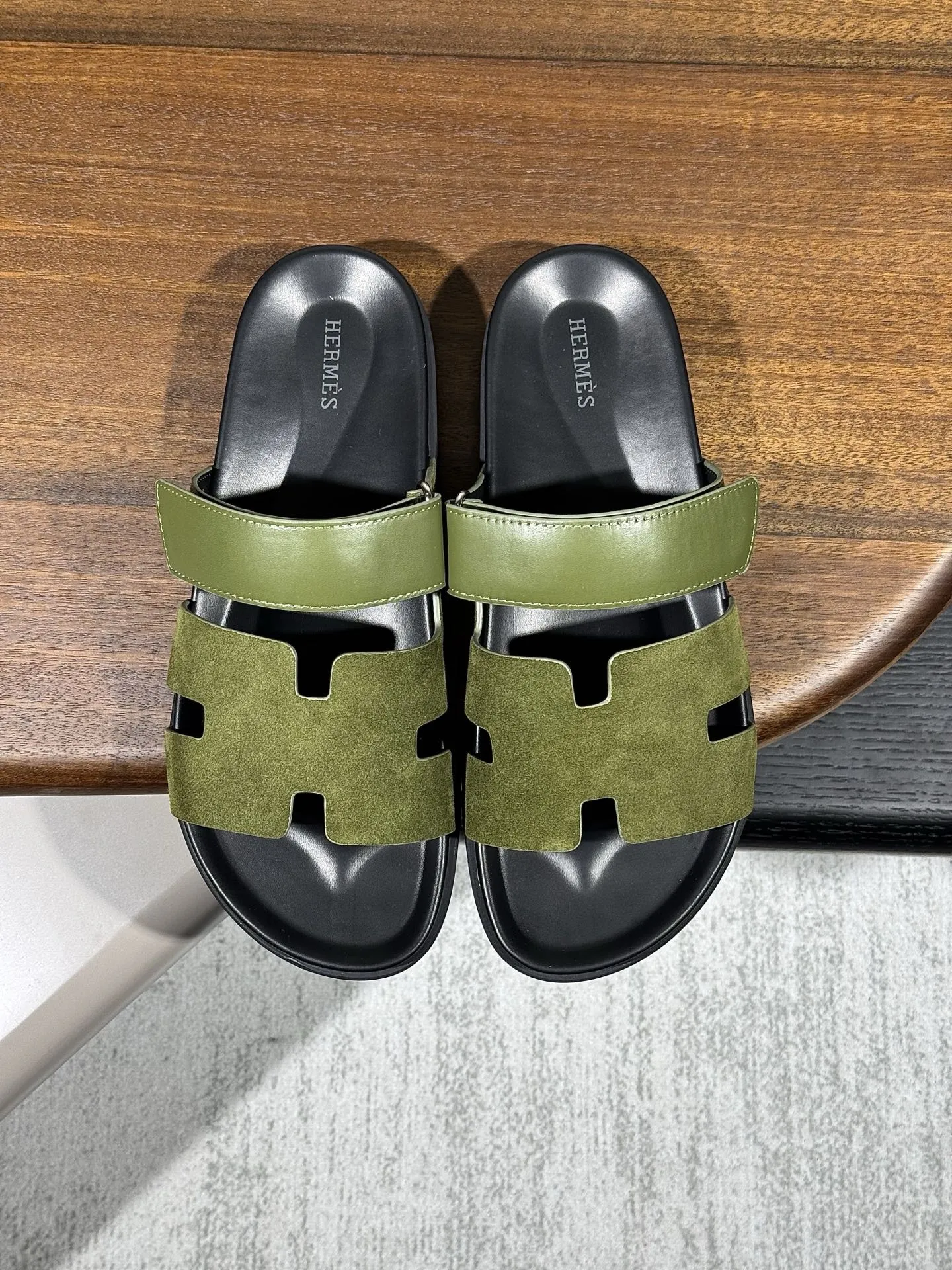 エルメス グリーン クラシックスリッパ サイズ