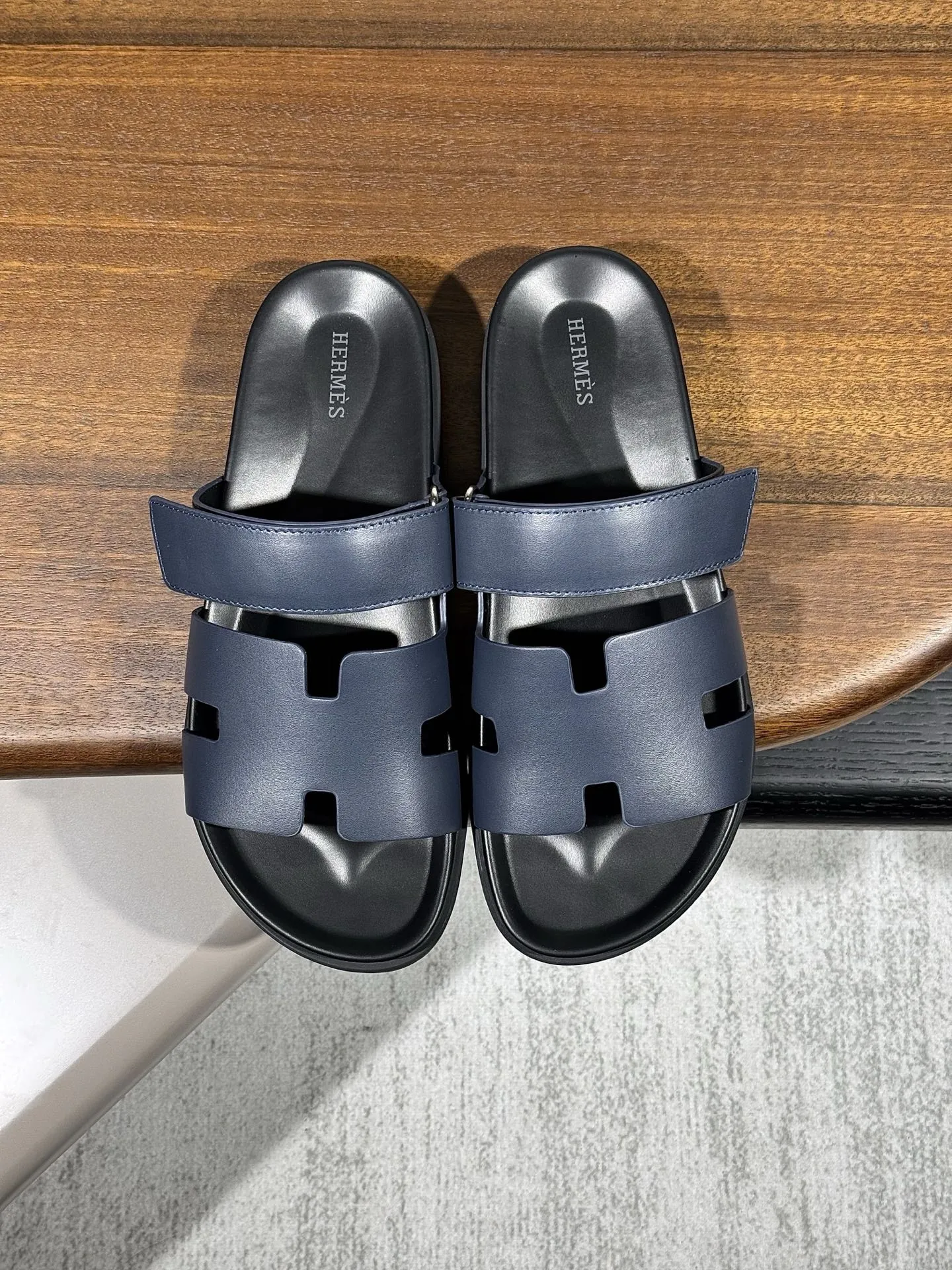 エルメス 紳士サンダル ネイビー クラシックデザイン