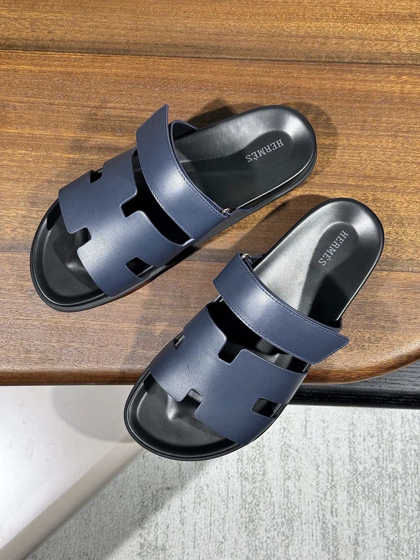 エルメス 紳士サンダル ネイビー クラシックデザイン - 画像 (3)