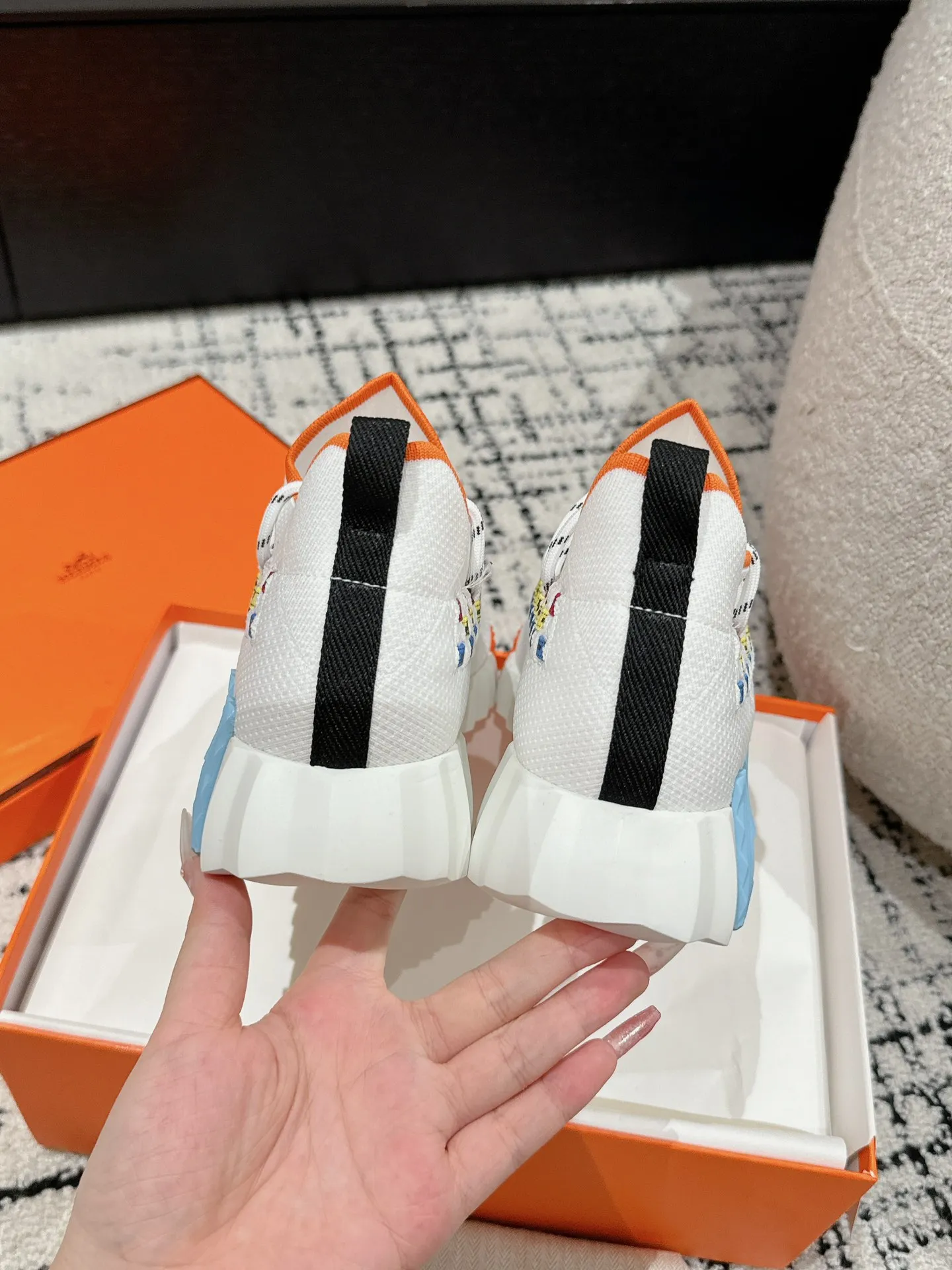 Hermès 厚底スニーカー ホワイト カップルスタイル - 画像 (9)