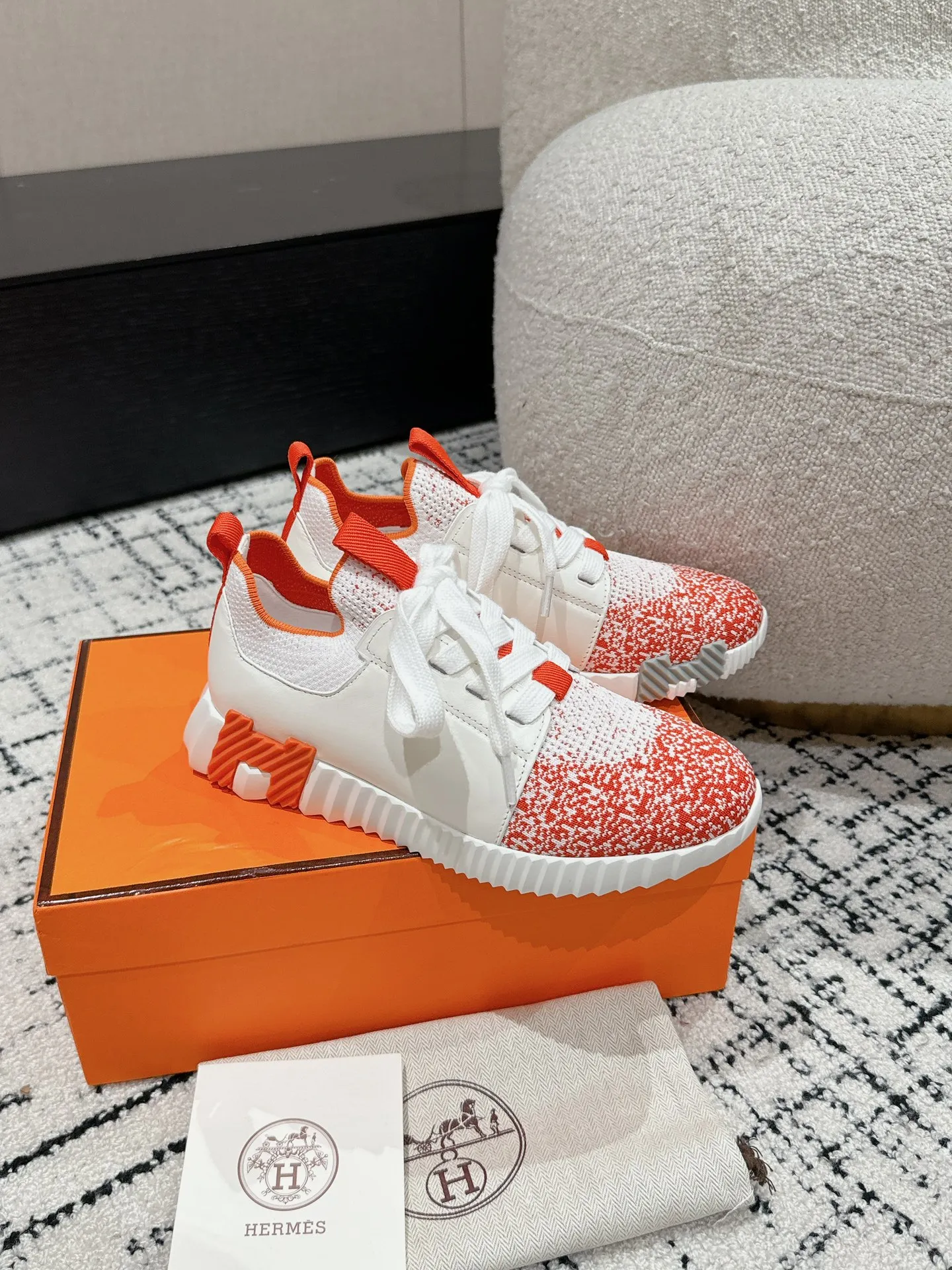 エルメス 厚底スニーカー レッド ホワイト