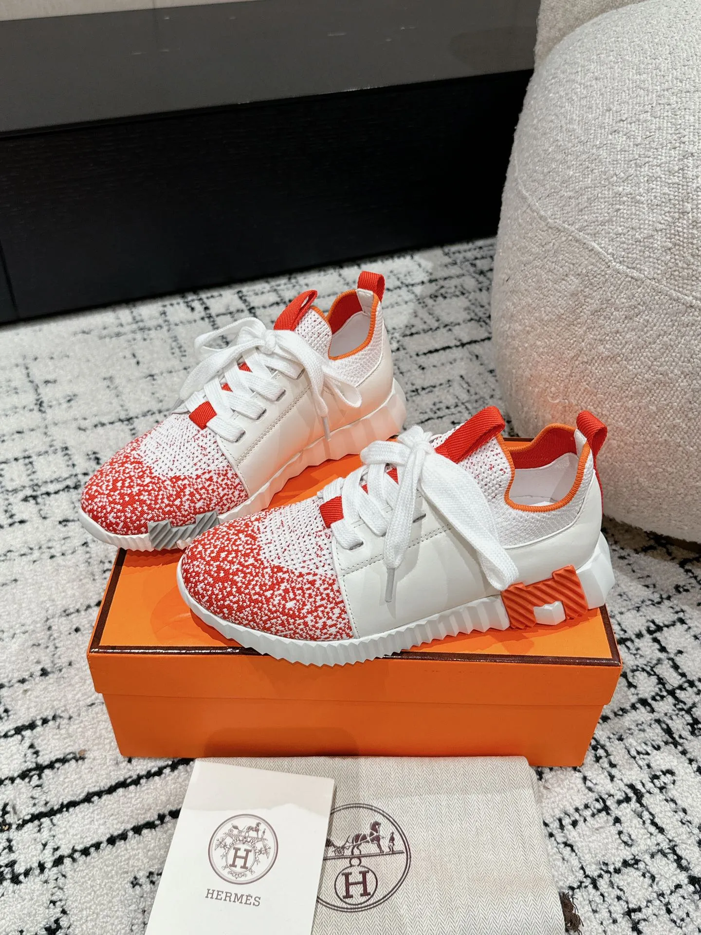 エルメス 厚底スニーカー レッド ホワイト - 画像 (4)