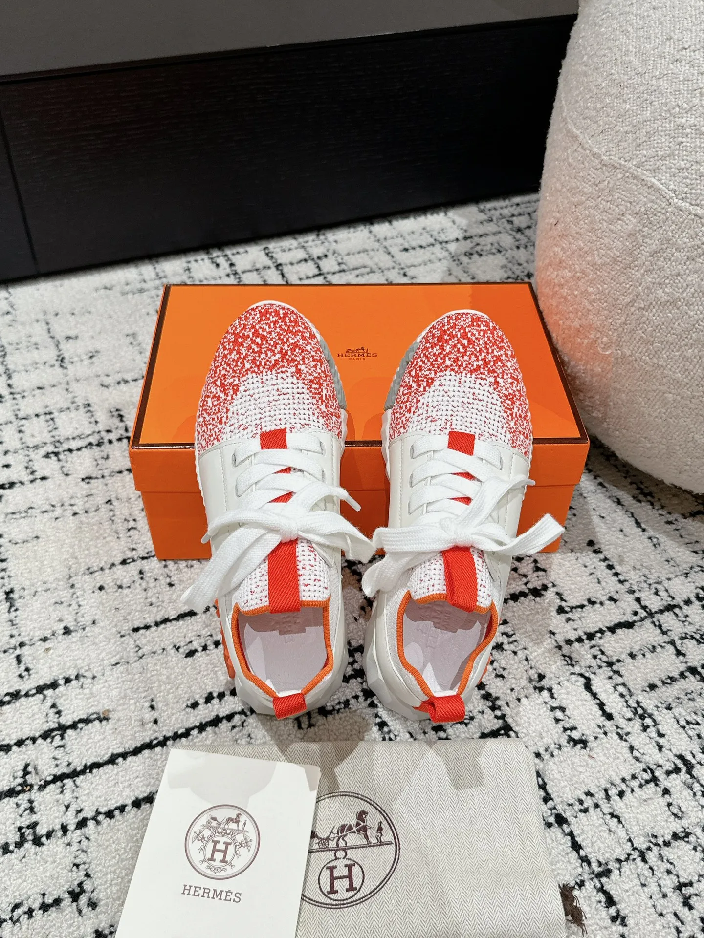 エルメス 厚底スニーカー レッド ホワイト - 画像 (5)