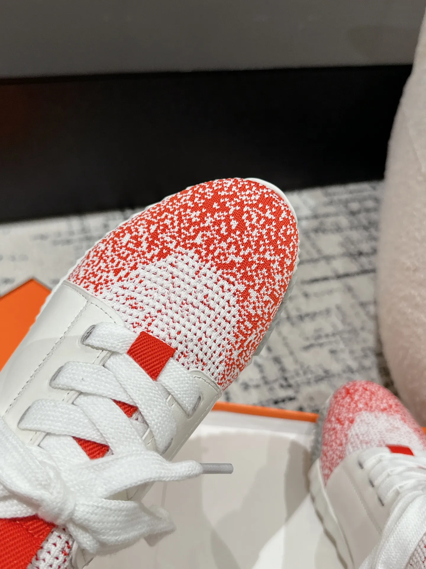 エルメス 厚底スニーカー レッド ホワイト - 画像 (7)