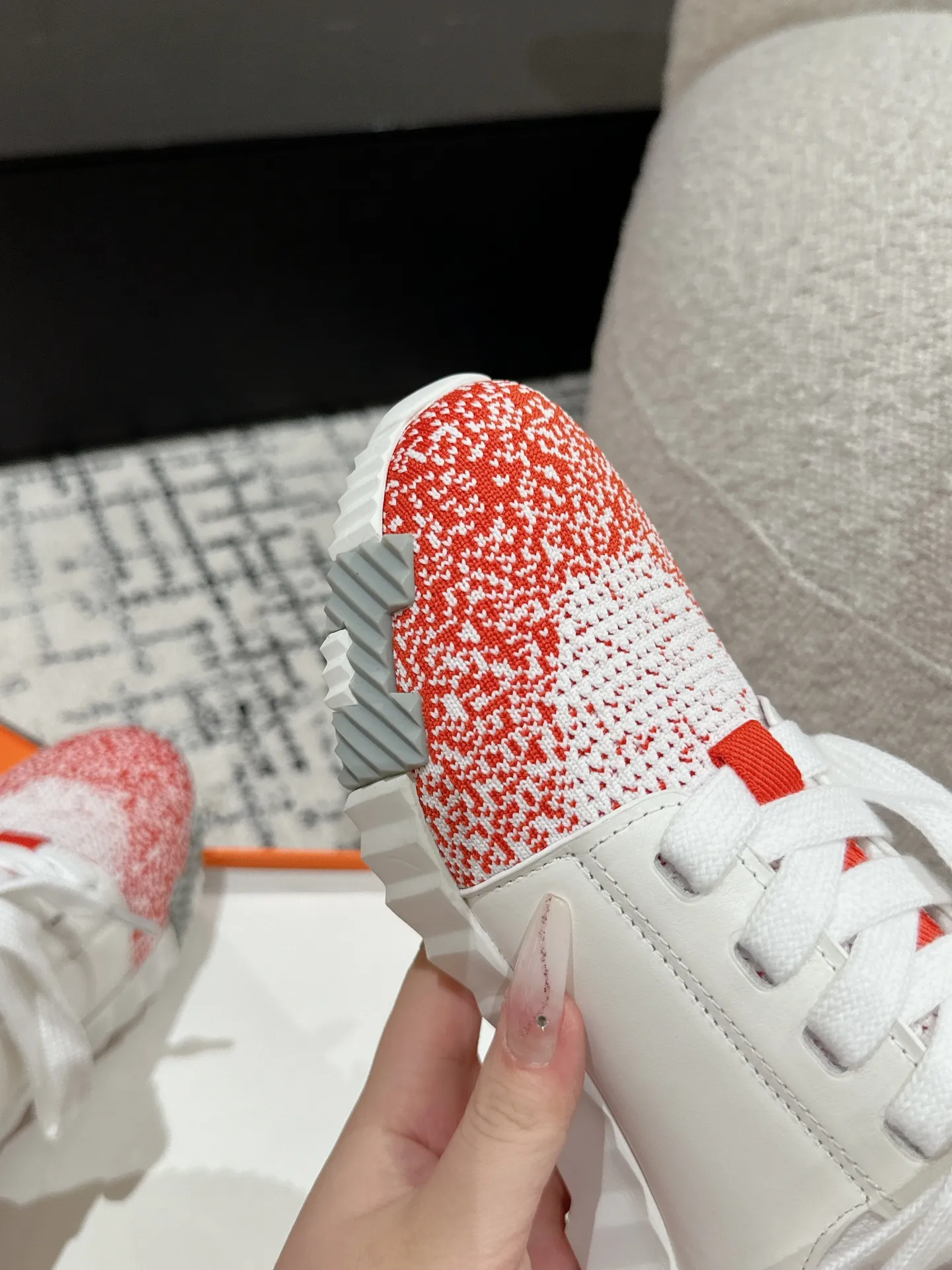 エルメス 厚底スニーカー レッド ホワイト - 画像 (8)