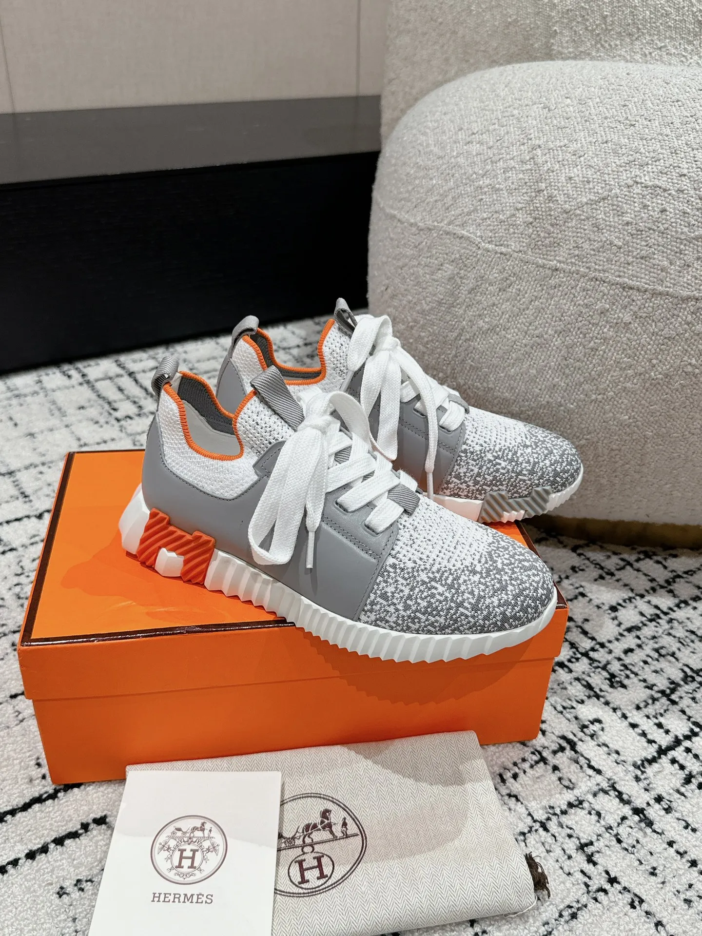 エルメス 厚底スニーカー オレンジ グリッター