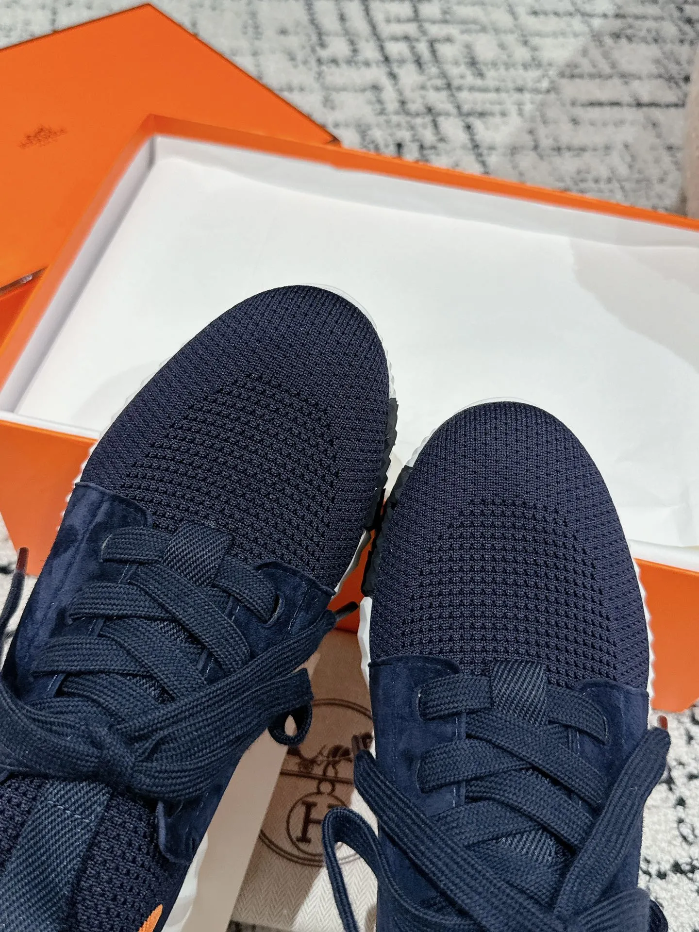 エルメス 厚底スニーカー ネイビー カジュアルスタイル - 画像 (7)