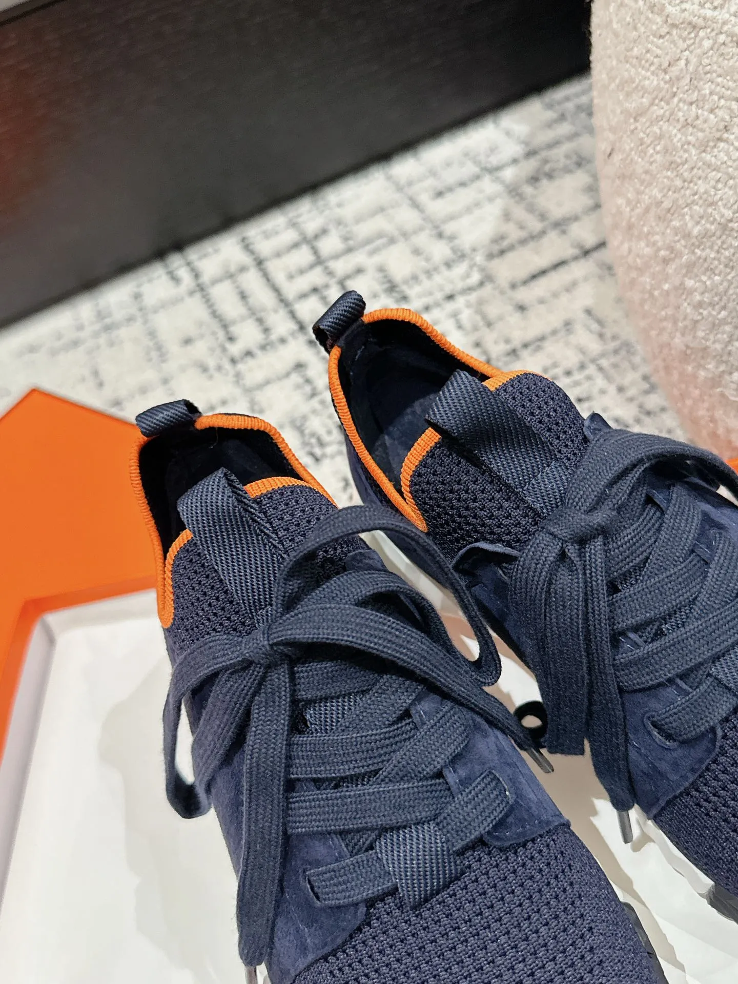 エルメス 厚底スニーカー ネイビー カジュアルスタイル - 画像 (9)