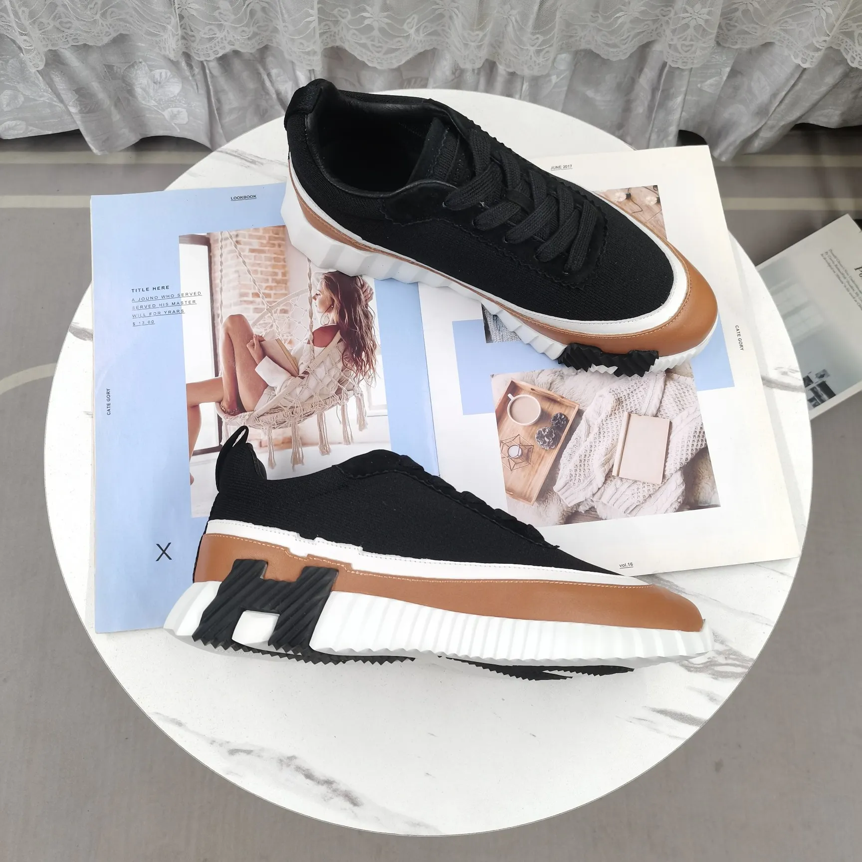 HERMES 厚底スニーカー ブラック 低帮モデル - 画像 (3)