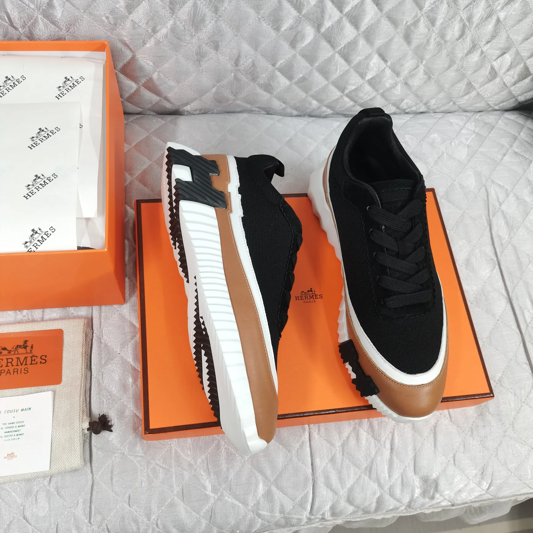 HERMES 厚底スニーカー ブラック 低帮モデル - 画像 (7)