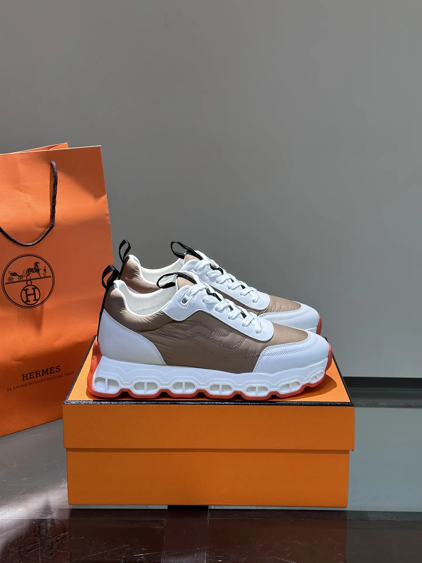 HERMES Hugo 厚底スニーカー ホワイト×ブラウン