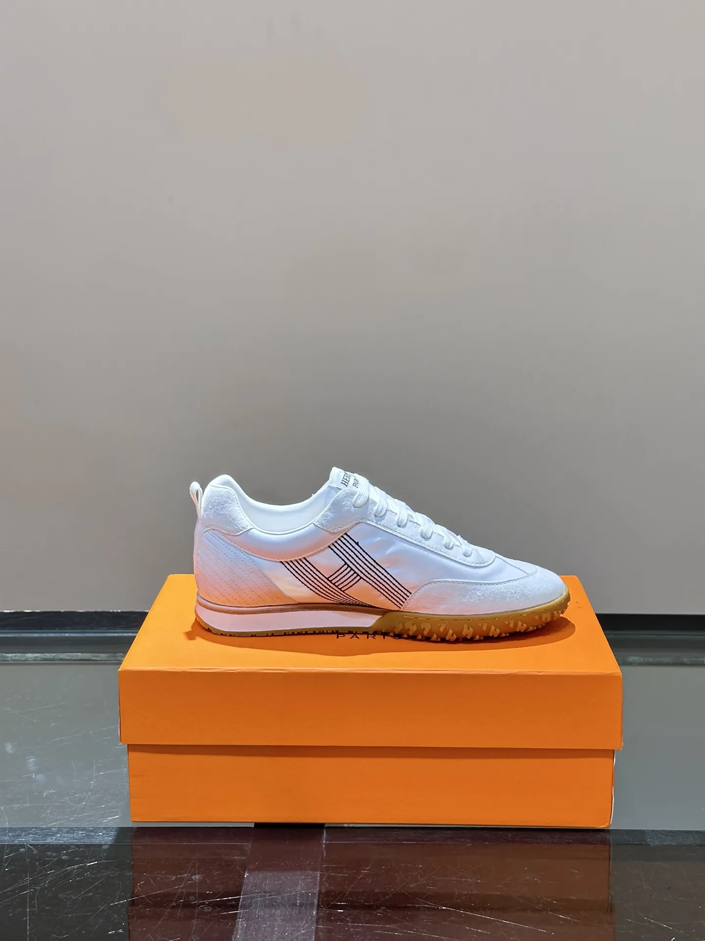 HERMES SS24 ヘロス厚底スニーカー ホワイト - 画像 (7)