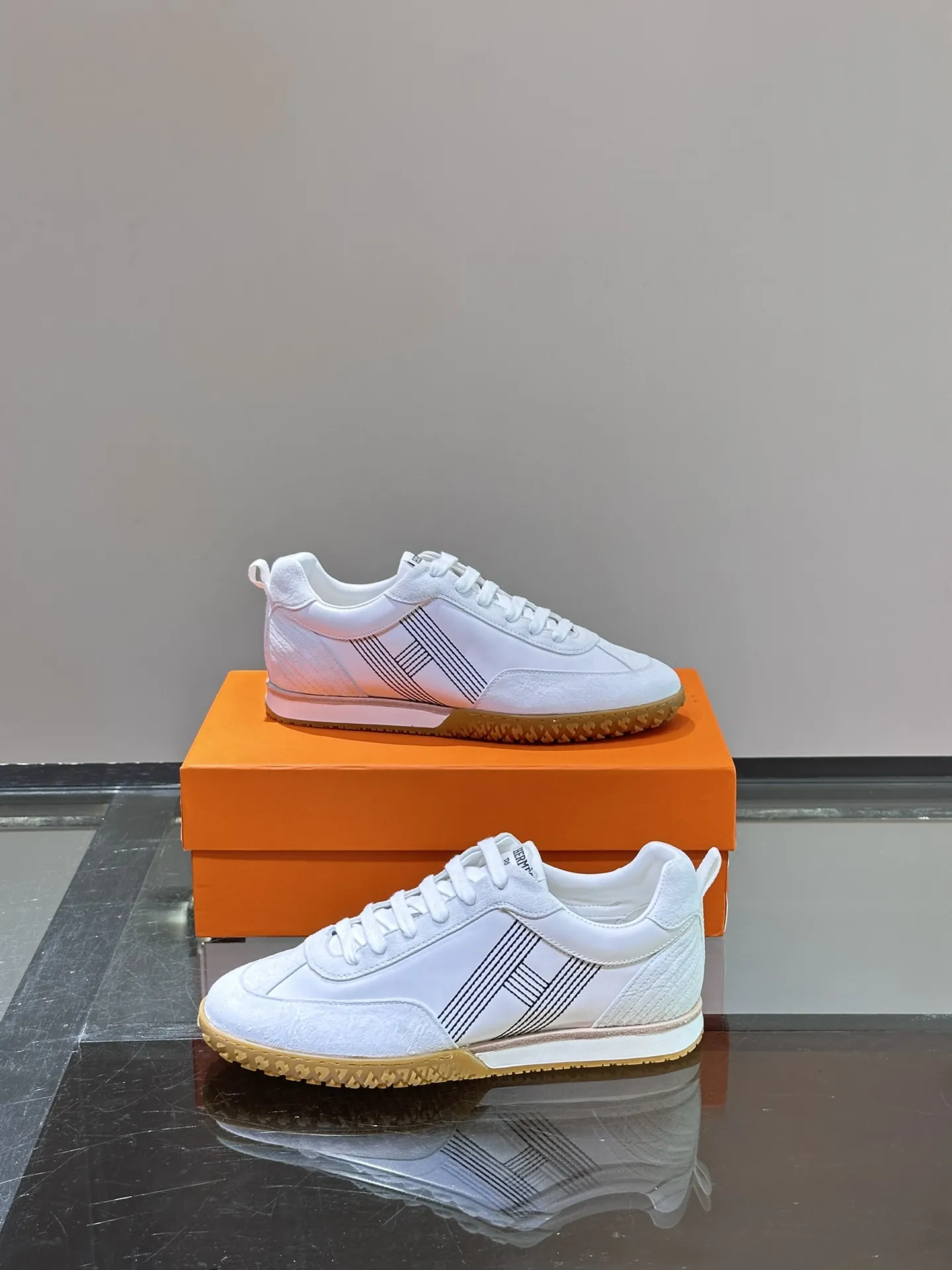 HERMES SS24 ヘロス厚底スニーカー ホワイト - 画像 (5)