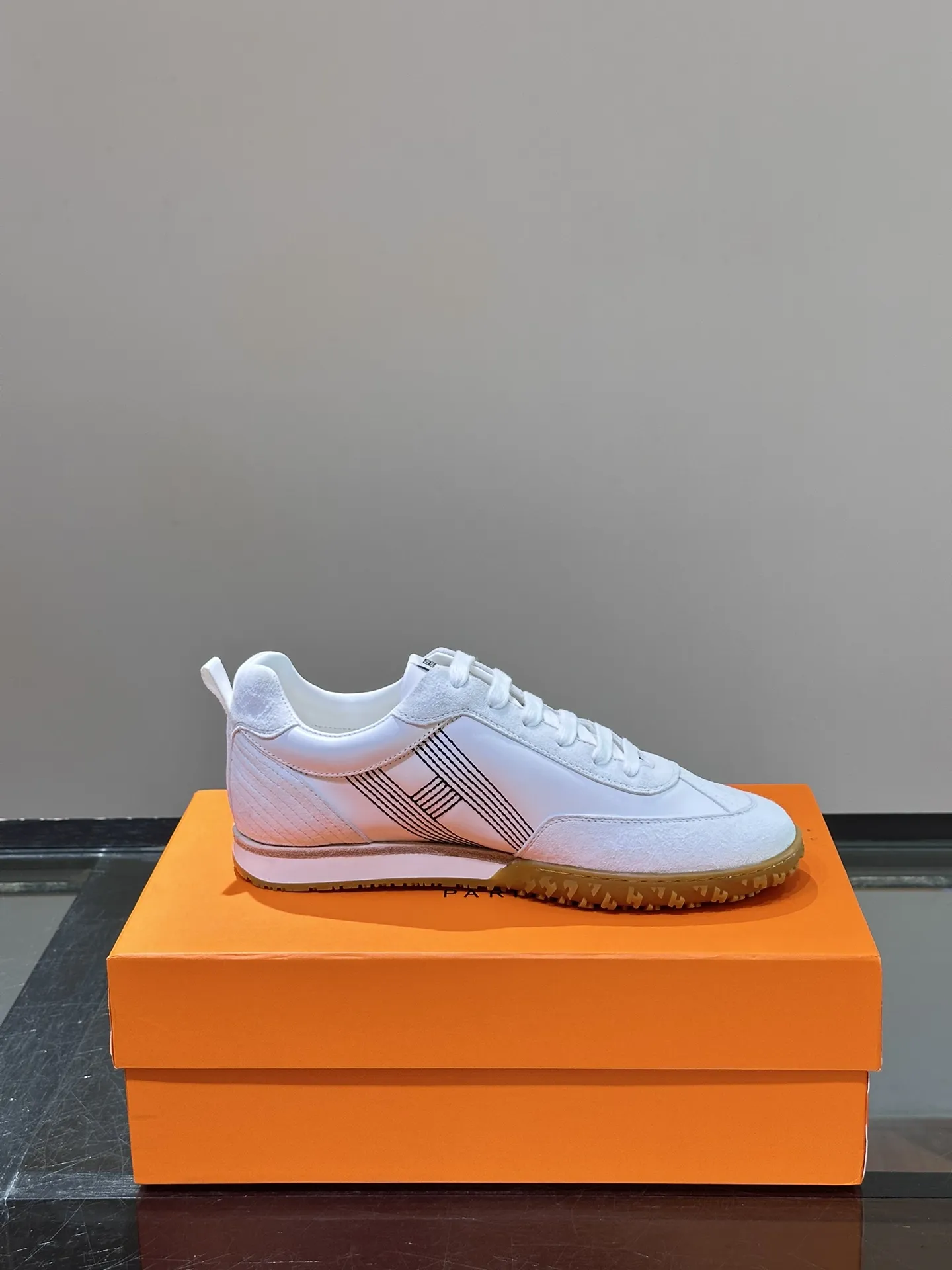 HERMES SS24 ヘロス厚底スニーカー ホワイト - 画像 (7)