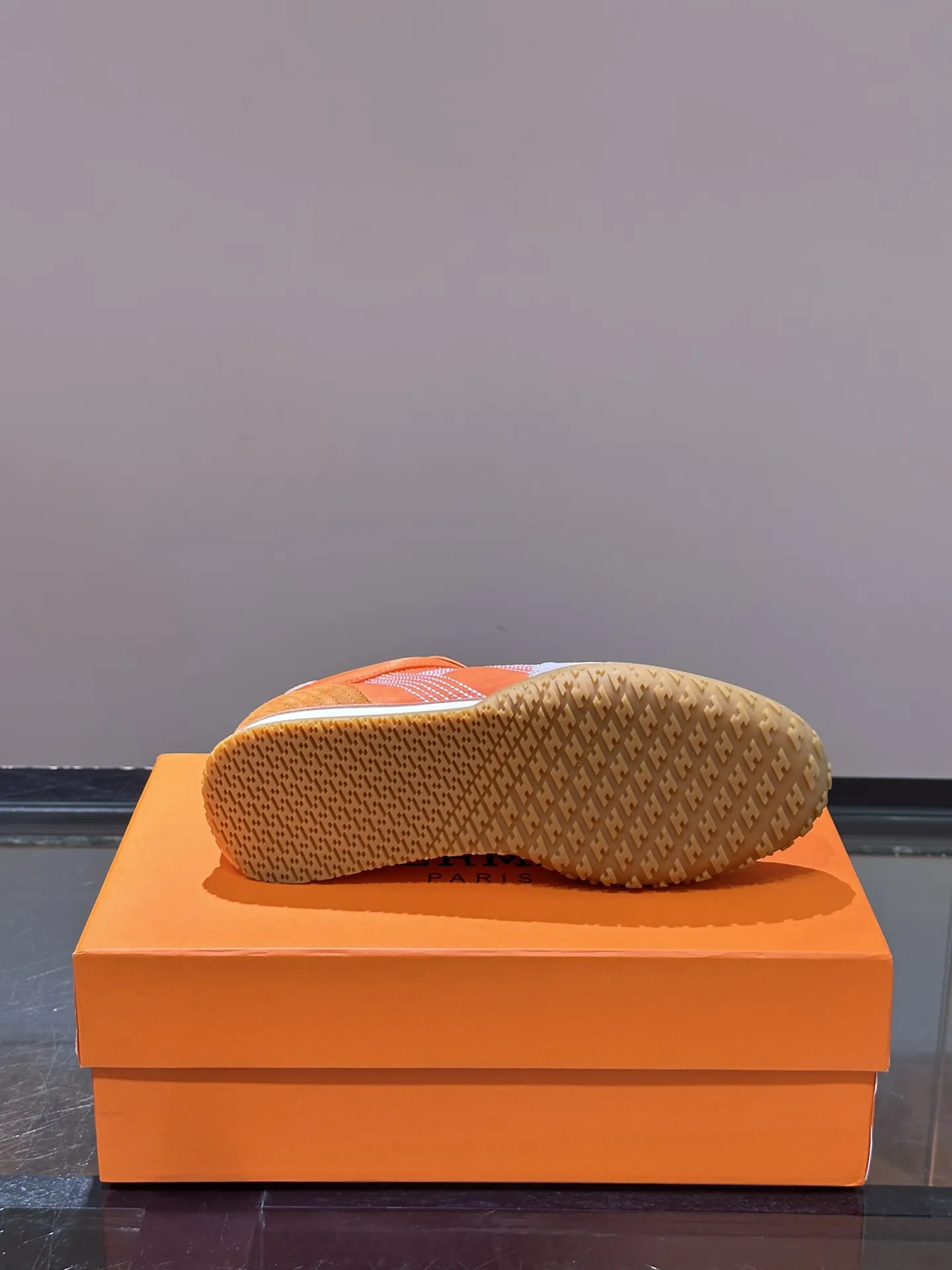 HERMES SS24 オレンジ厚底スニーカー 新作 - 画像 (10)