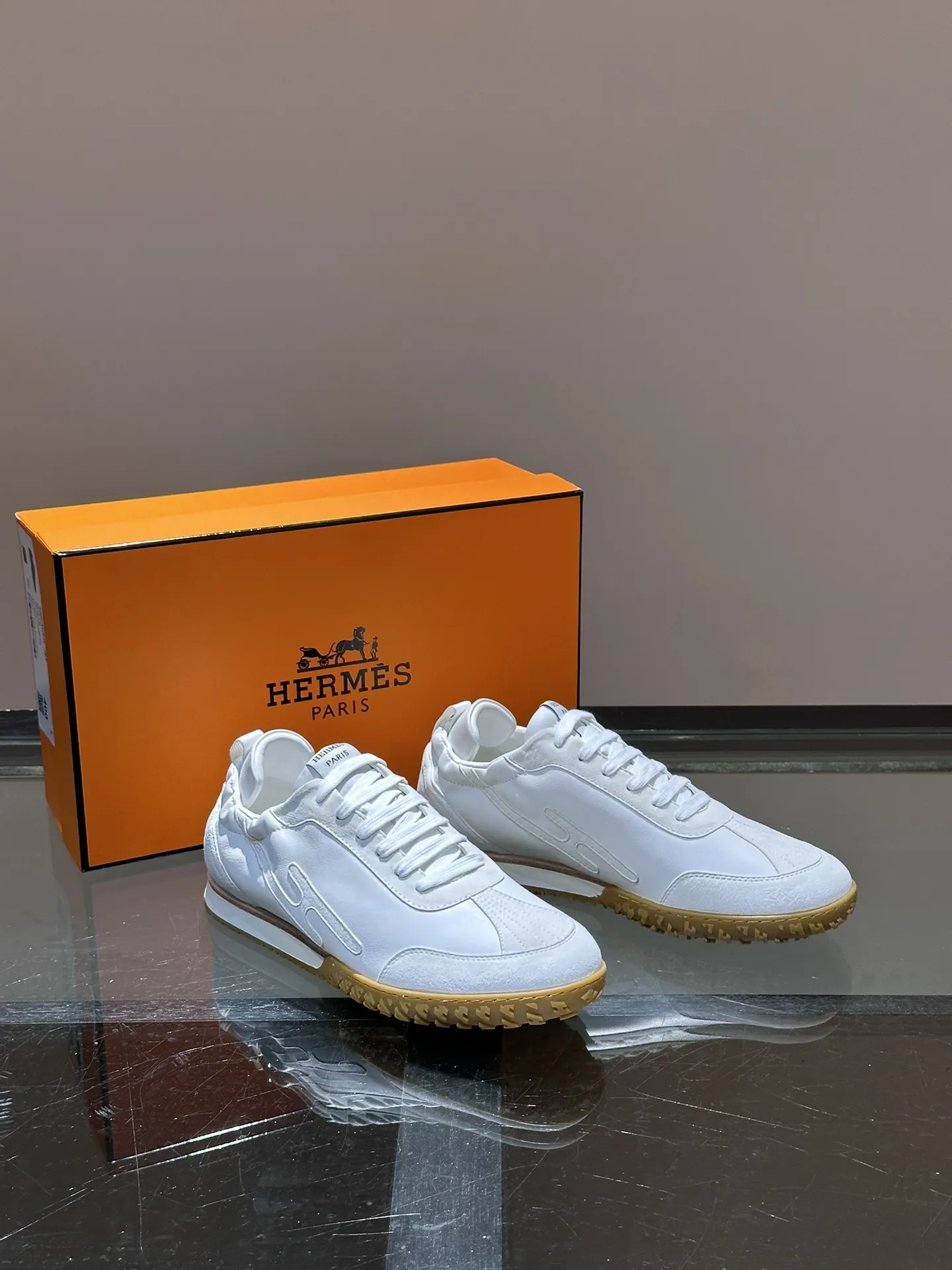 HERMES SS24 ヘロス厚底スニーカー ホワイト - 画像 (6)