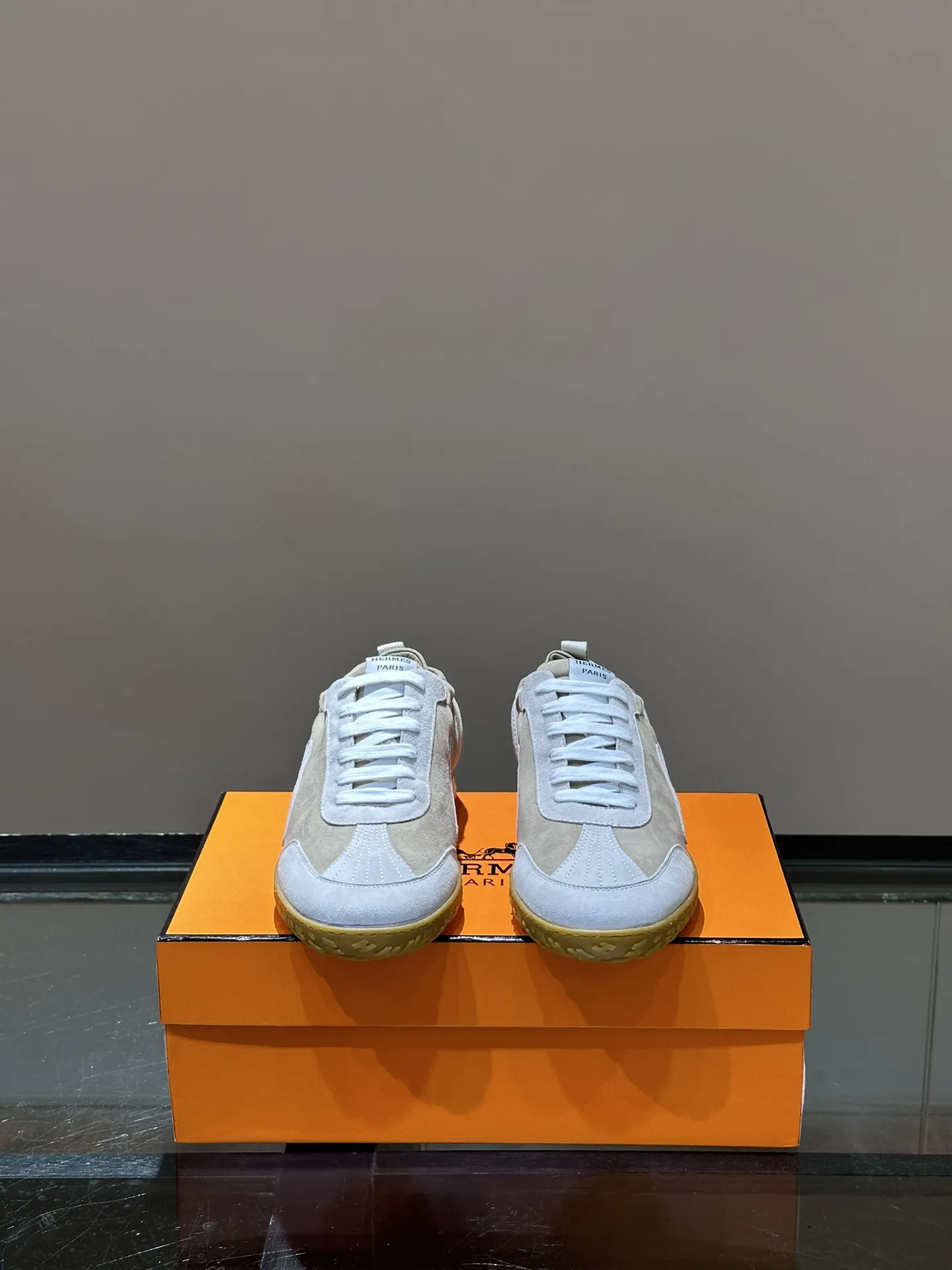 HERMES SS24 ヘロス厚底スニーカー ホワイト - 画像 (3)