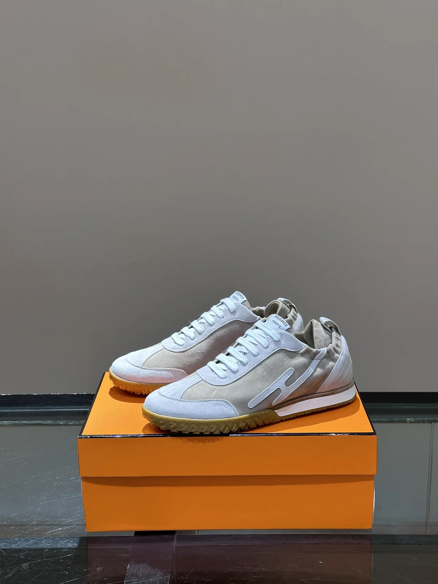 HERMES SS24 ヘロス厚底スニーカー ホワイト - 画像 (4)