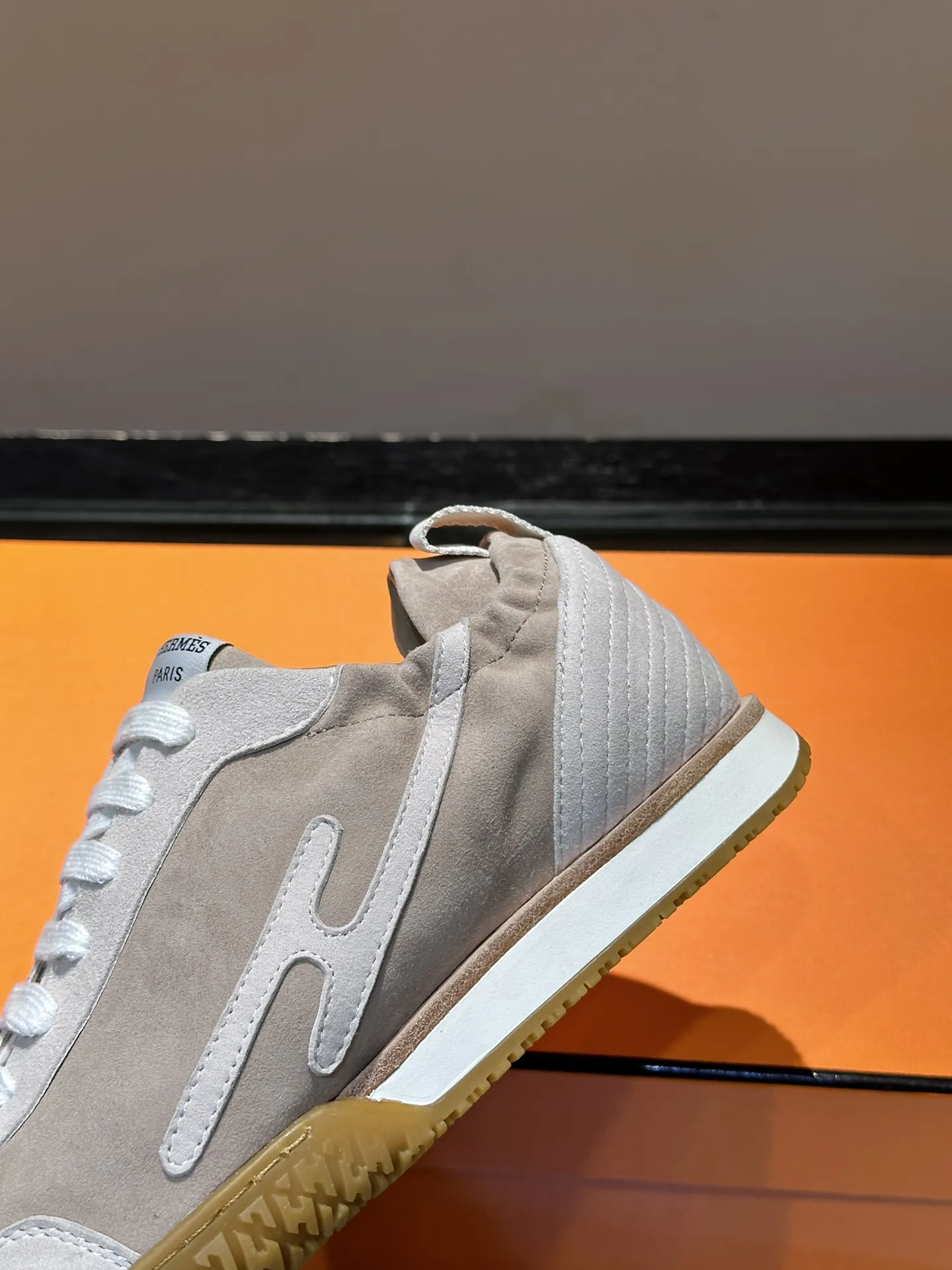 HERMES SS24 ヘロス厚底スニーカー ホワイト - 画像 (8)