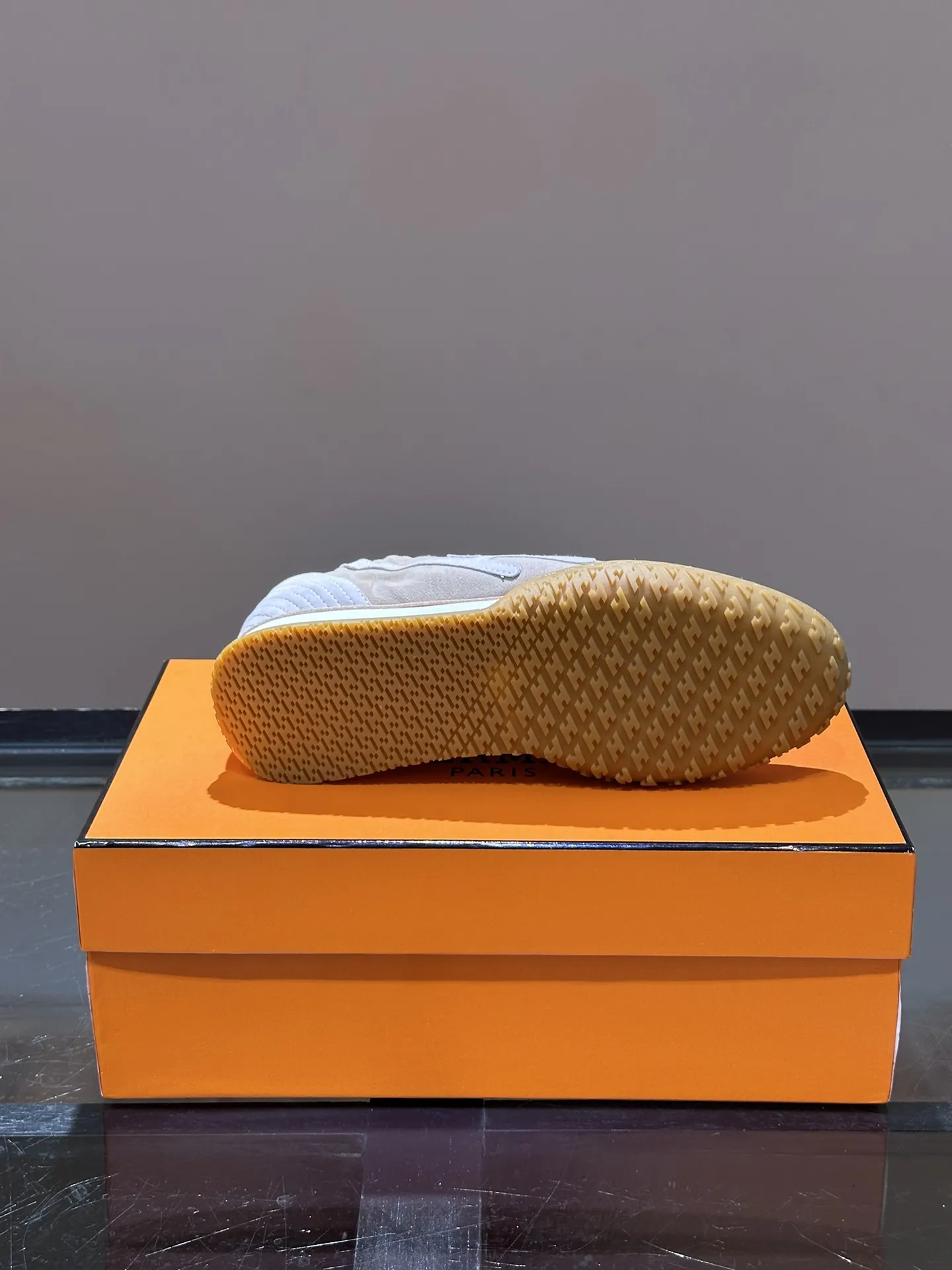 HERMES SS24 ヘロス厚底スニーカー ホワイト - 画像 (10)