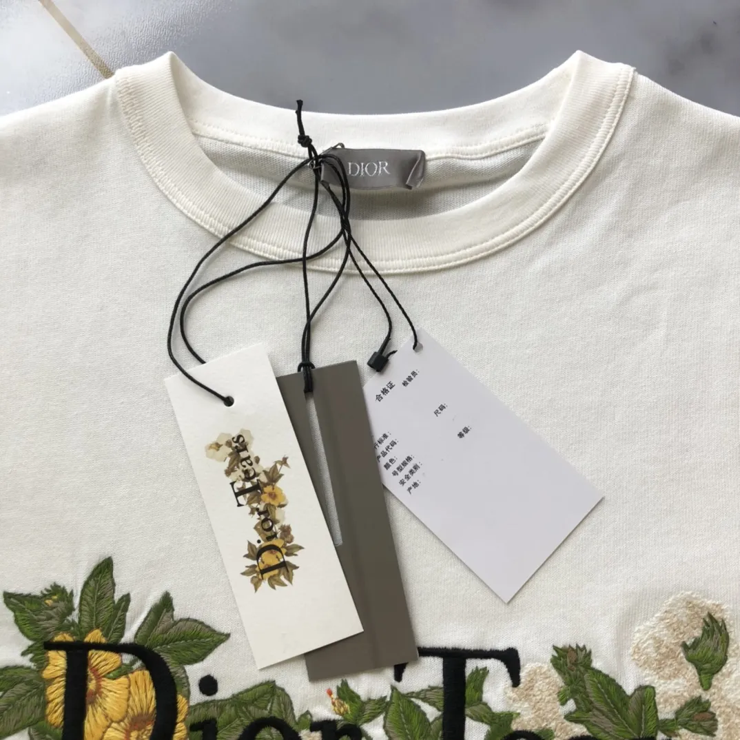 Christian Dior ホワイトTシャツ Dior Tears - 画像 (5)