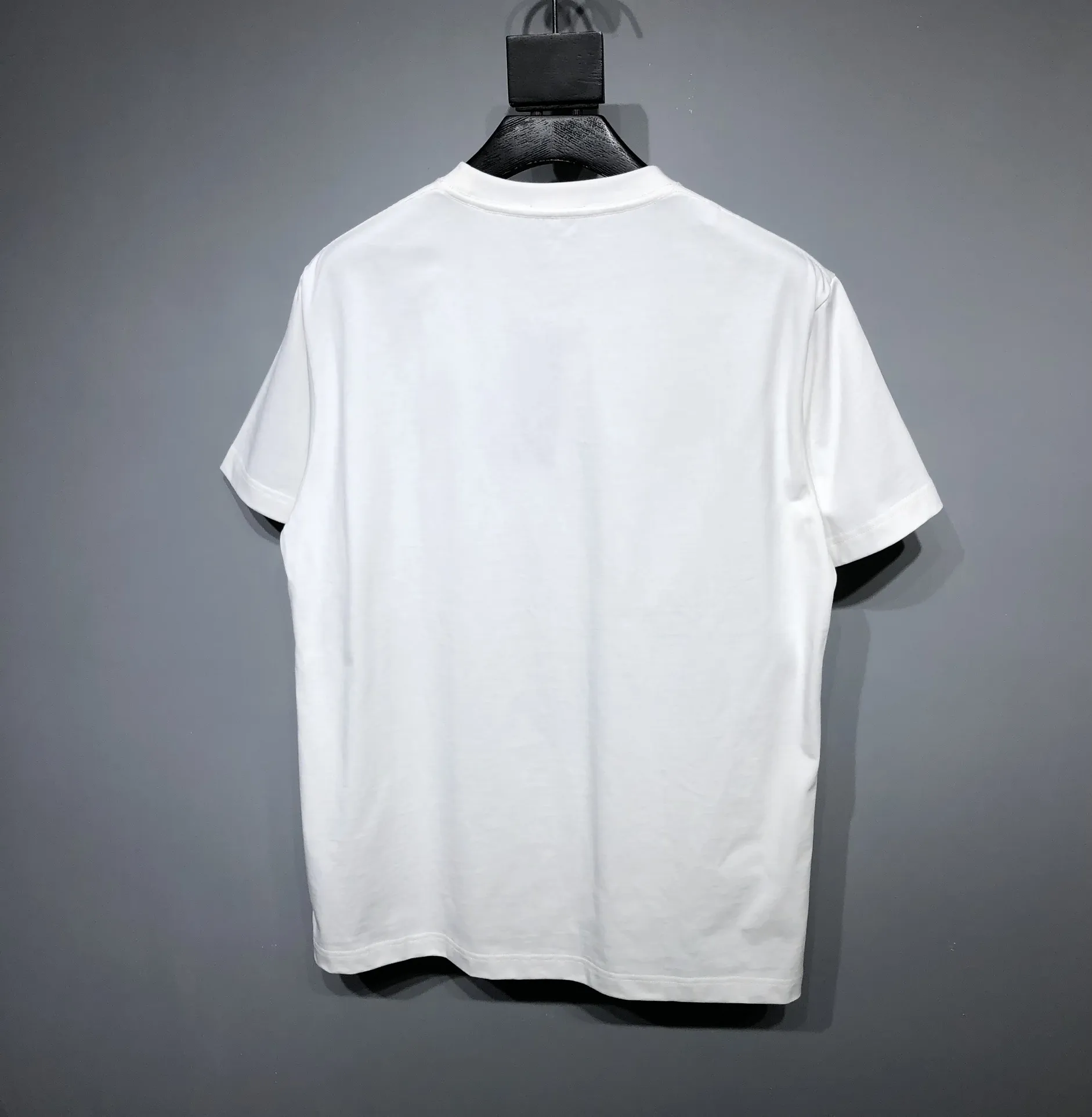 Christian Dior Couture 白 T恤 2024SS - 画像 (3)