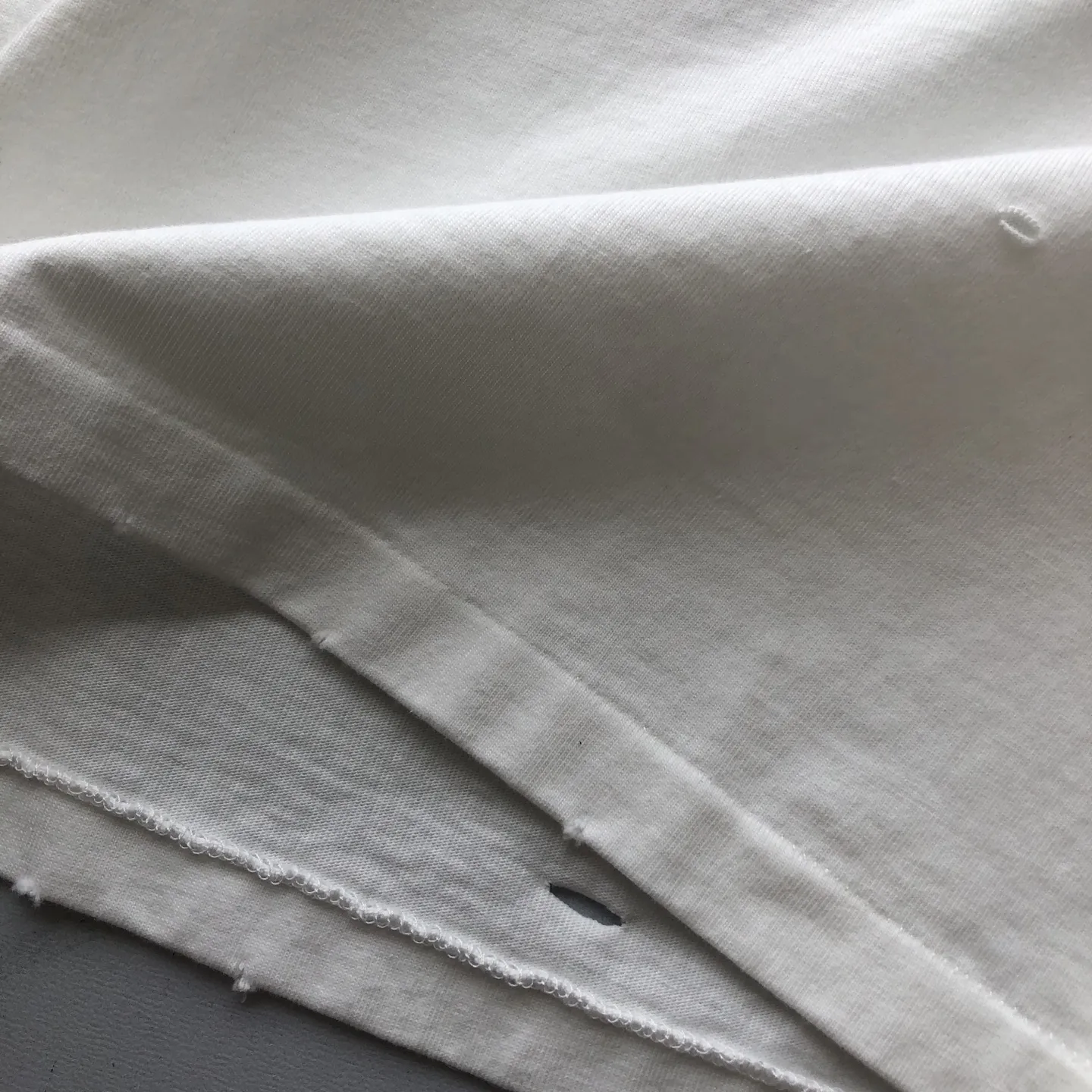 Christian Dior 白 スズランのレタリングTシャツ - 画像 (7)