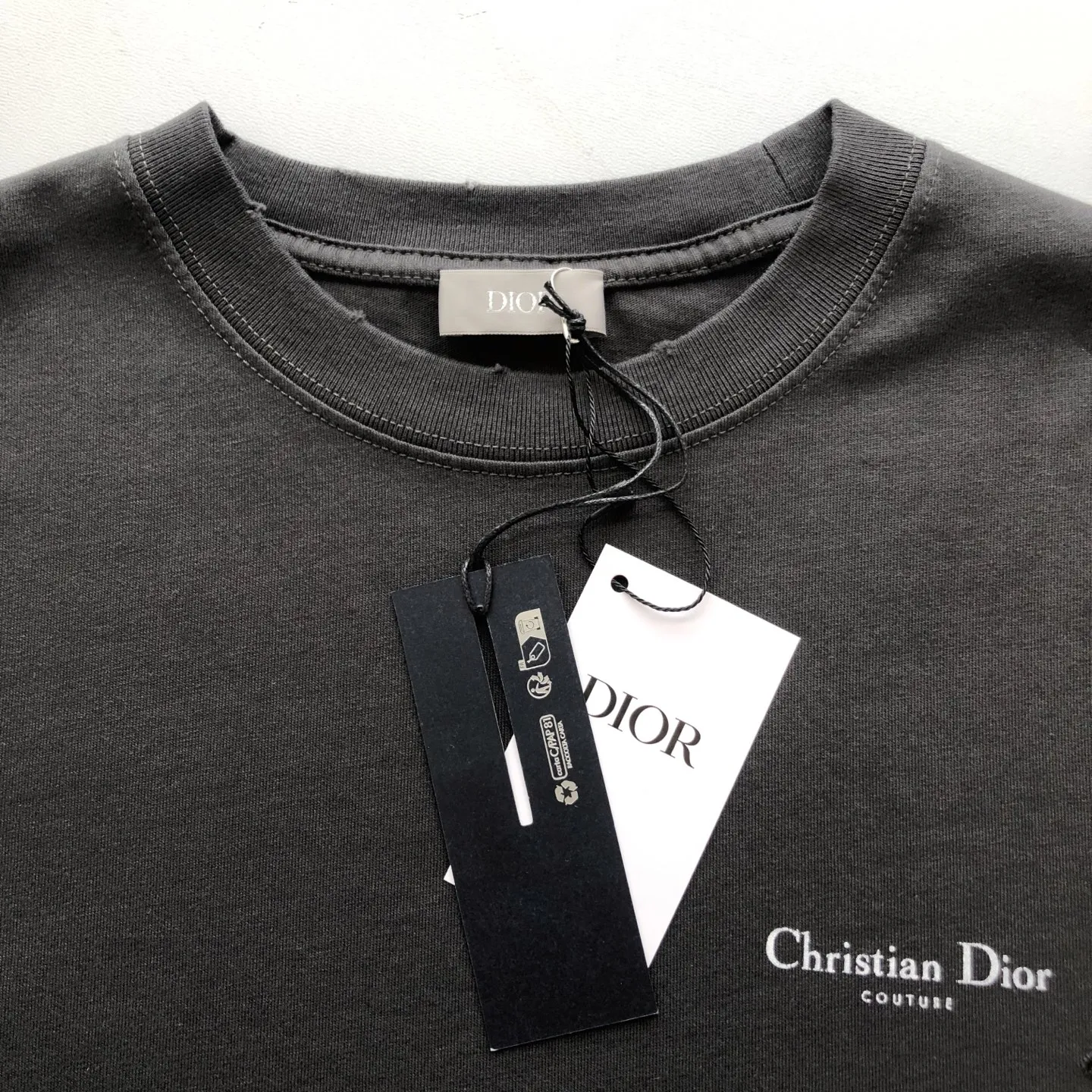 Christian Dior 黒 破れデザインTシャツ - 画像 (5)