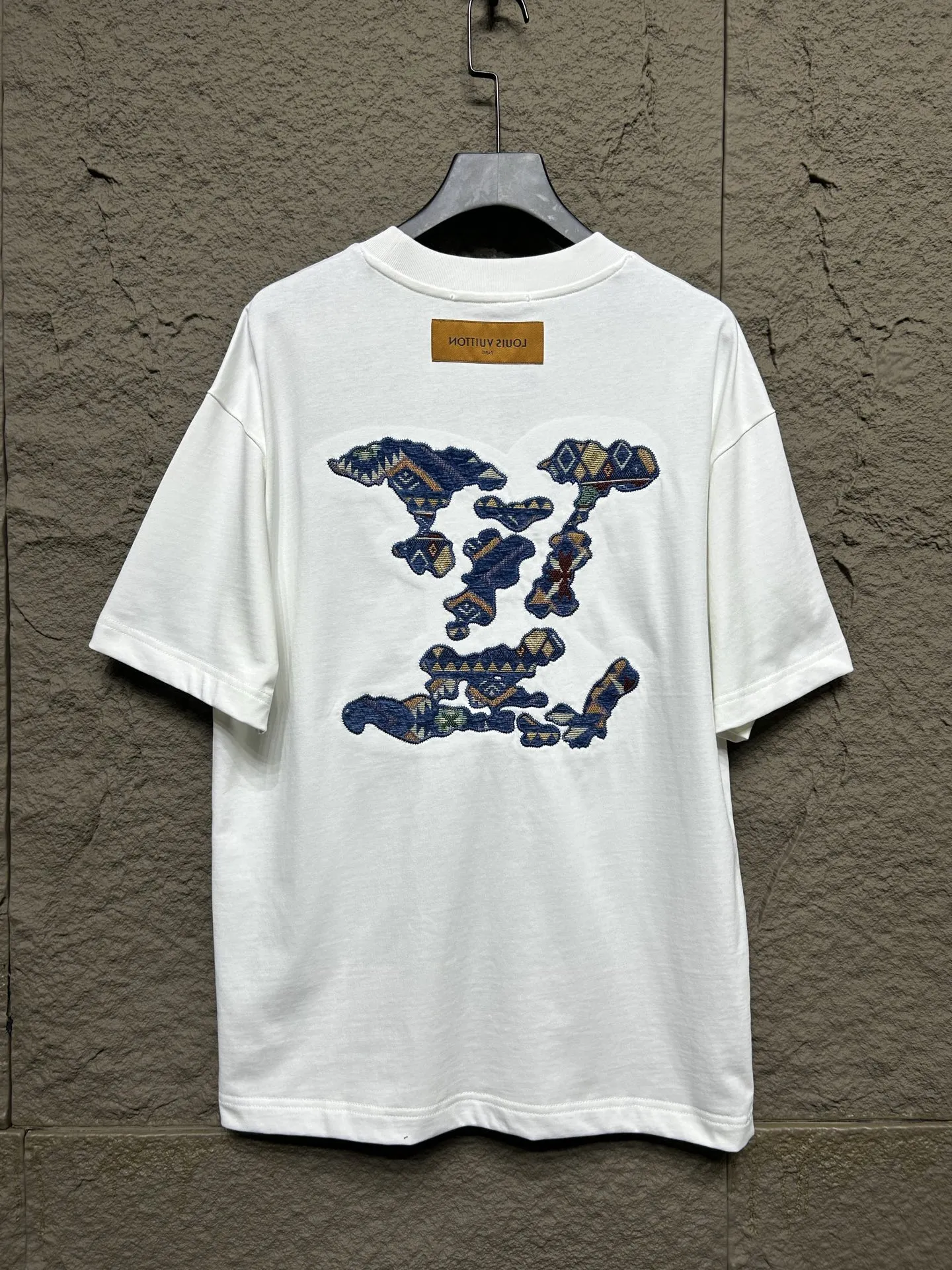 Louis Vuitton ブランド地図柄Tシャツ 黒白カーキ - 画像 (5)