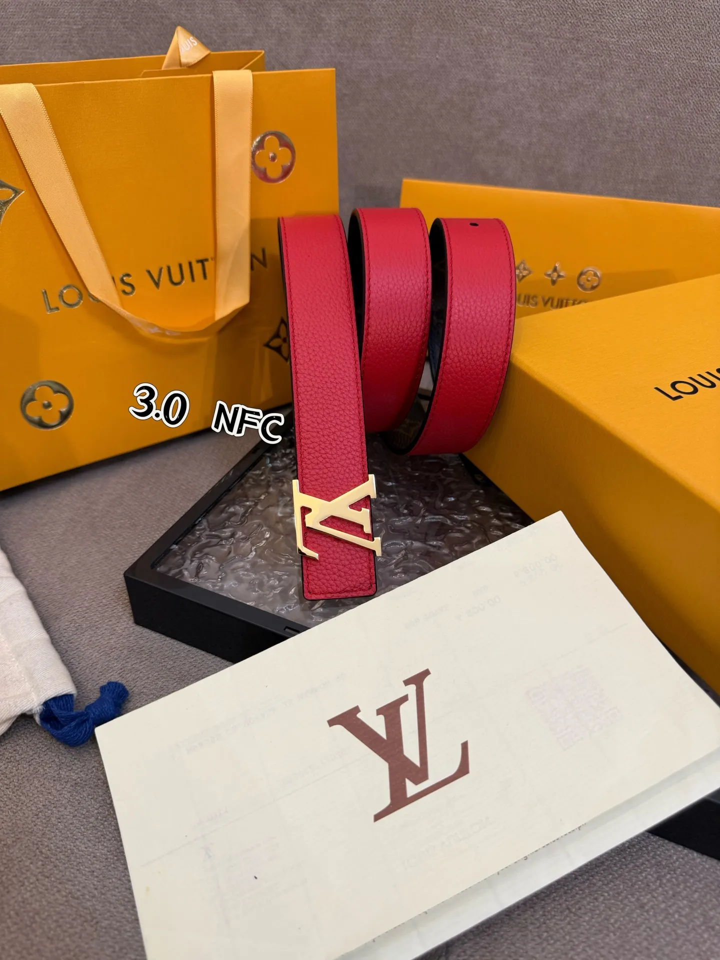 Louis Vuitton 3.0cm レッド ベルト