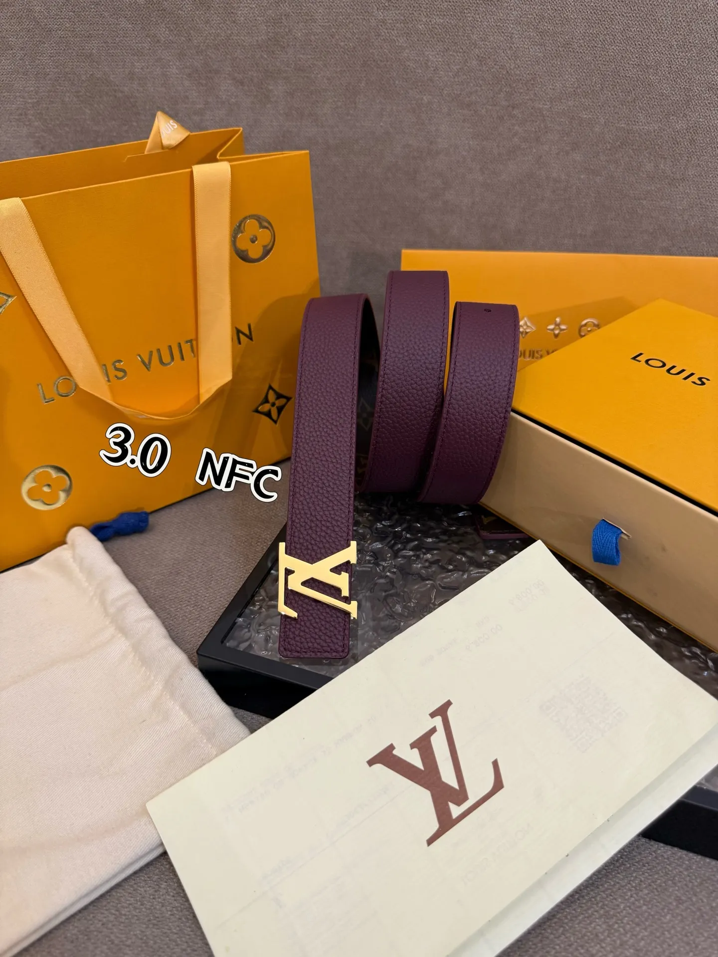 Louis Vuitton 3.0cm バーガンディ ベルト
