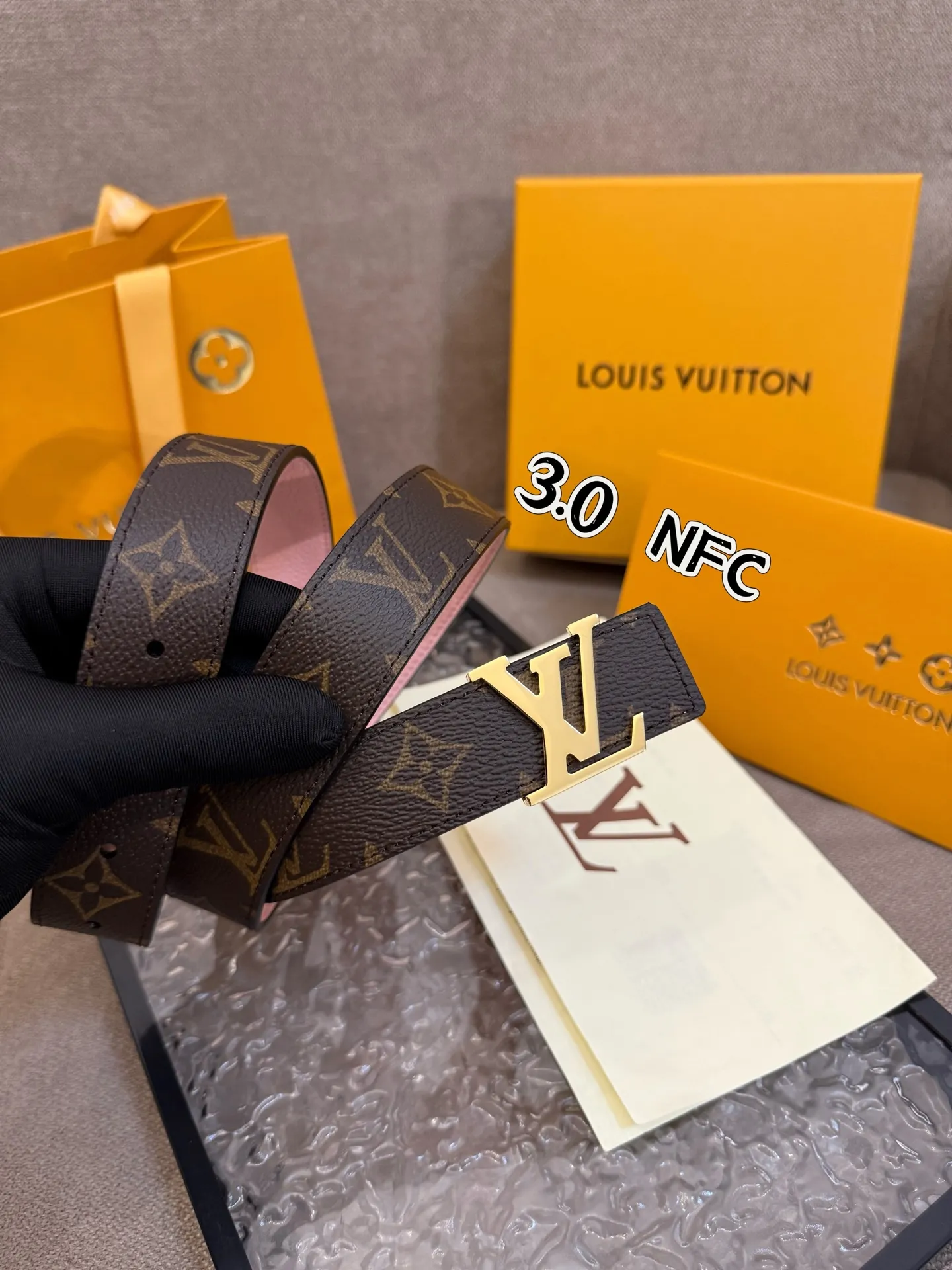 Louis Vuitton ピンク ダブルフェイスベルト - 画像 (7)