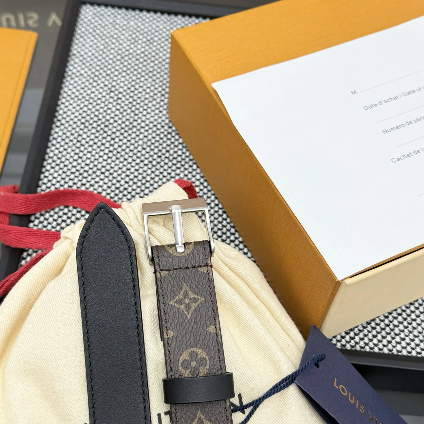 LOUIS VUITTON 新作ブラウンベルト - 画像 (3)