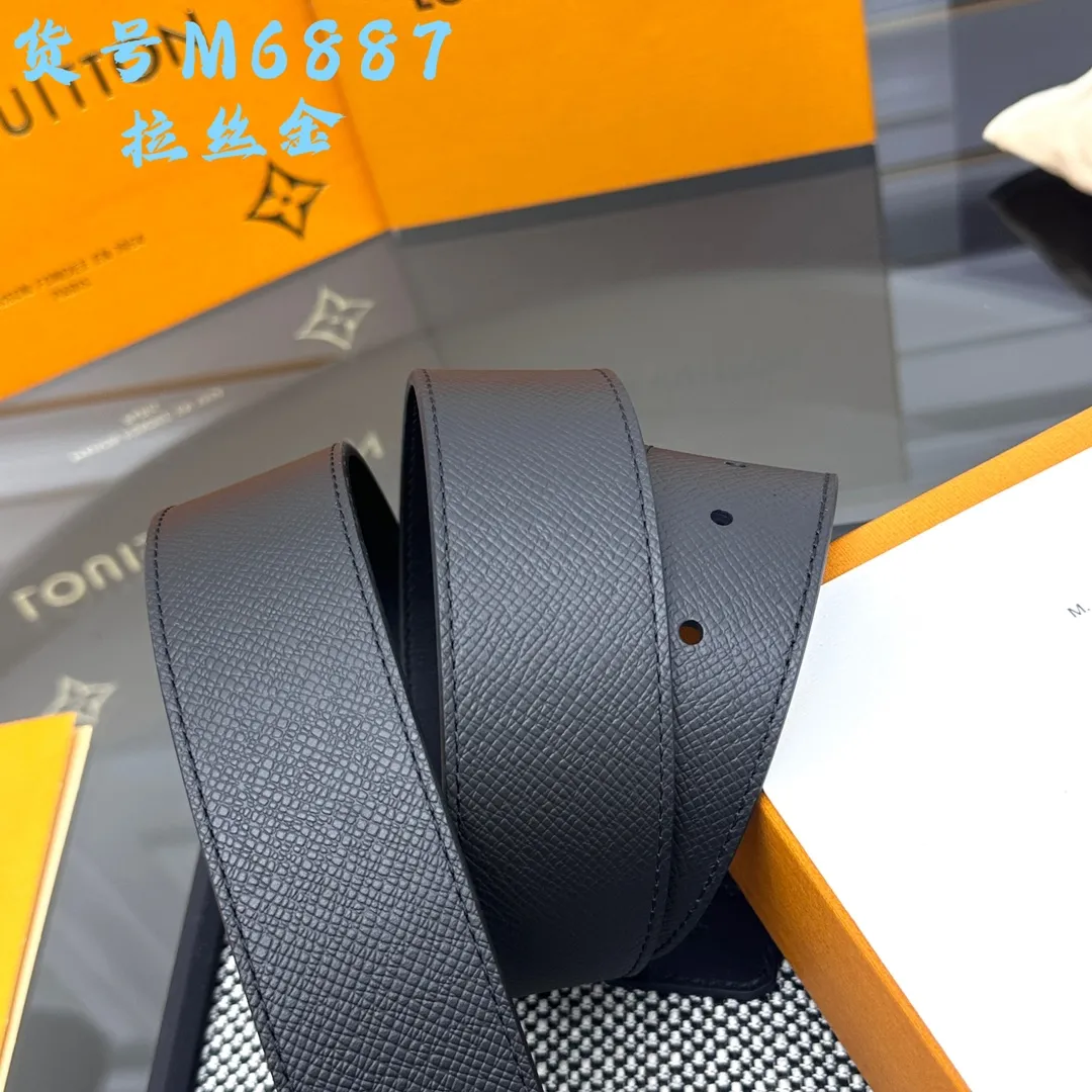 LOUIS VUITTON 新作黒LV Initialesベルト - 画像 (4)