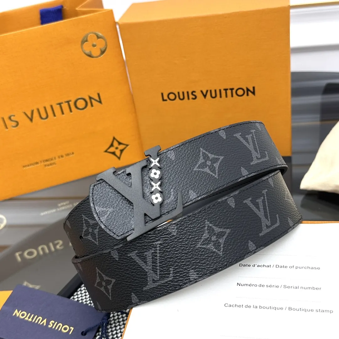 LOUIS VUITTON新作黒ダブルフェイスベルト