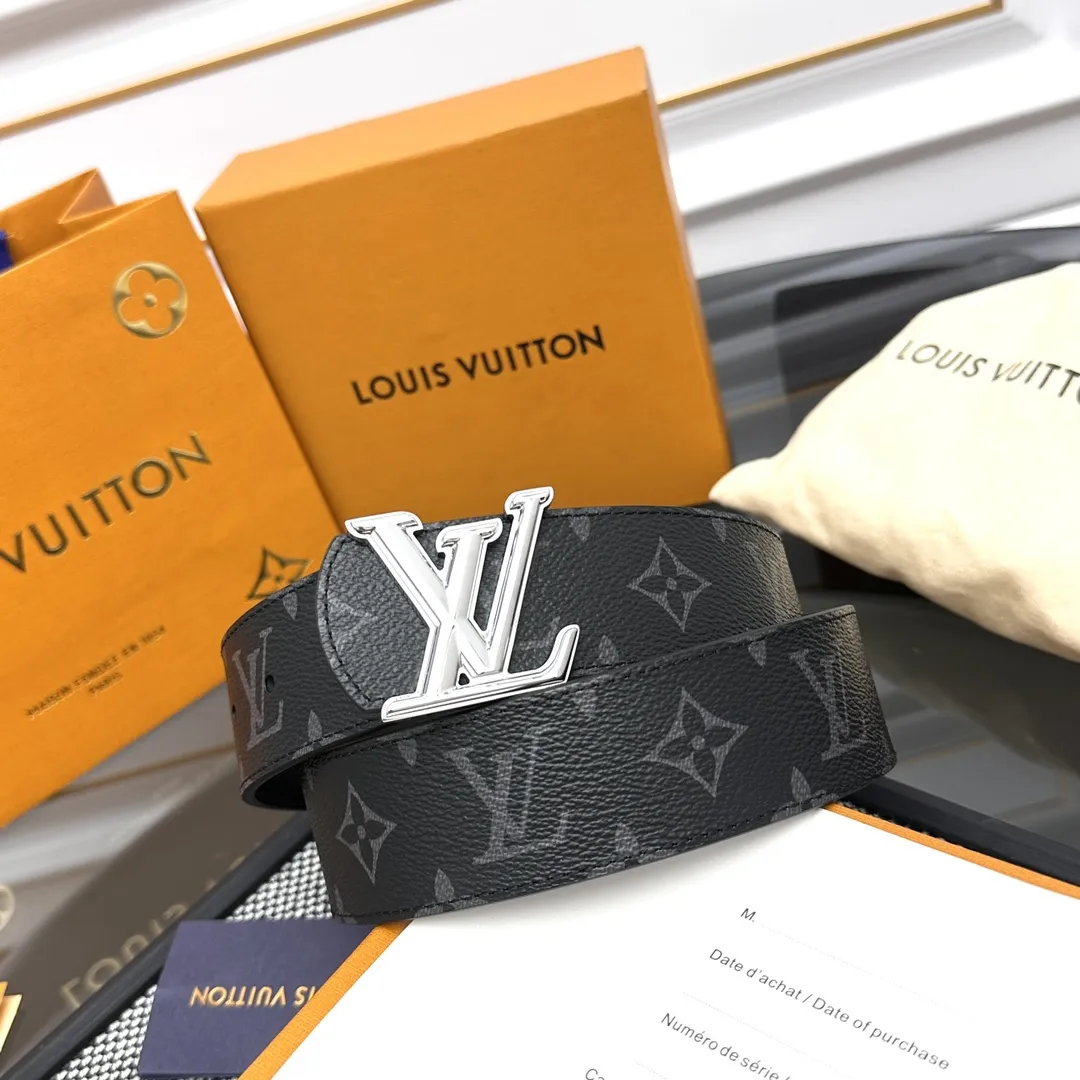 LOUIS VUITTON 新作ダブルフェイスベルト