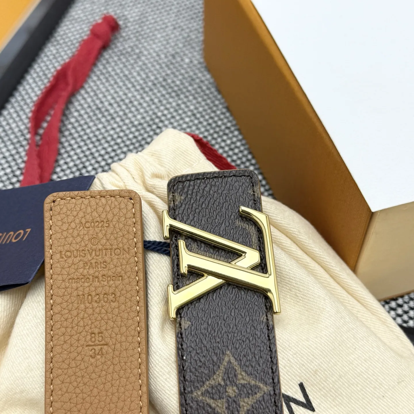 LOUIS VUITTON 新作ブラウンダブルベルト - 画像 (5)