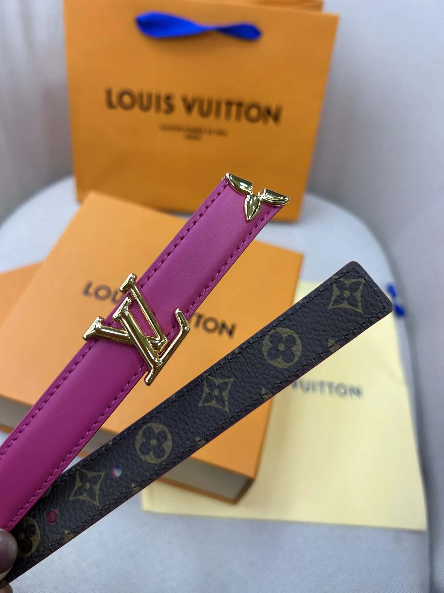 Louis Vuitton ピンク ダブルフェイスベルト