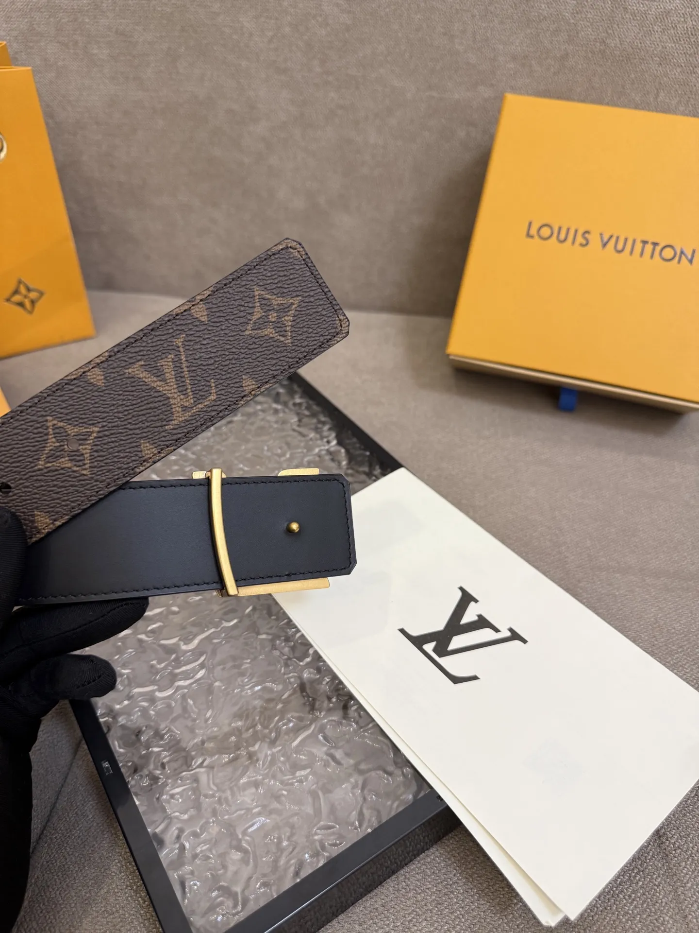 LOUIS VUITTON新作ベルト4cm - 画像 (6)