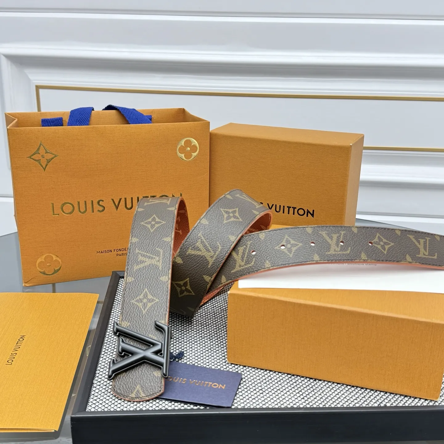 LOUIS VUITTON 新作ブラウンダブルベルト - 画像 (6)