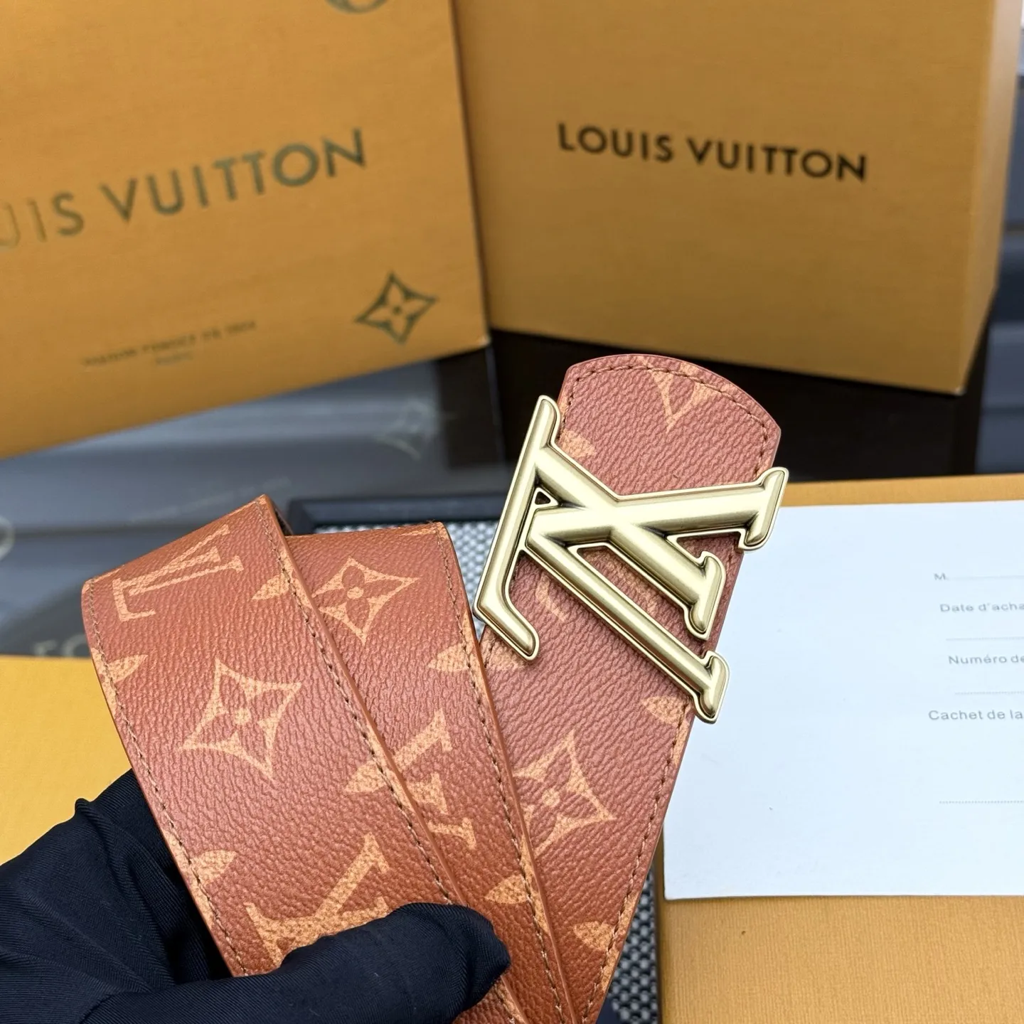 Louis Vuitton 新作レッドダブルフェイスベルト - 画像 (8)