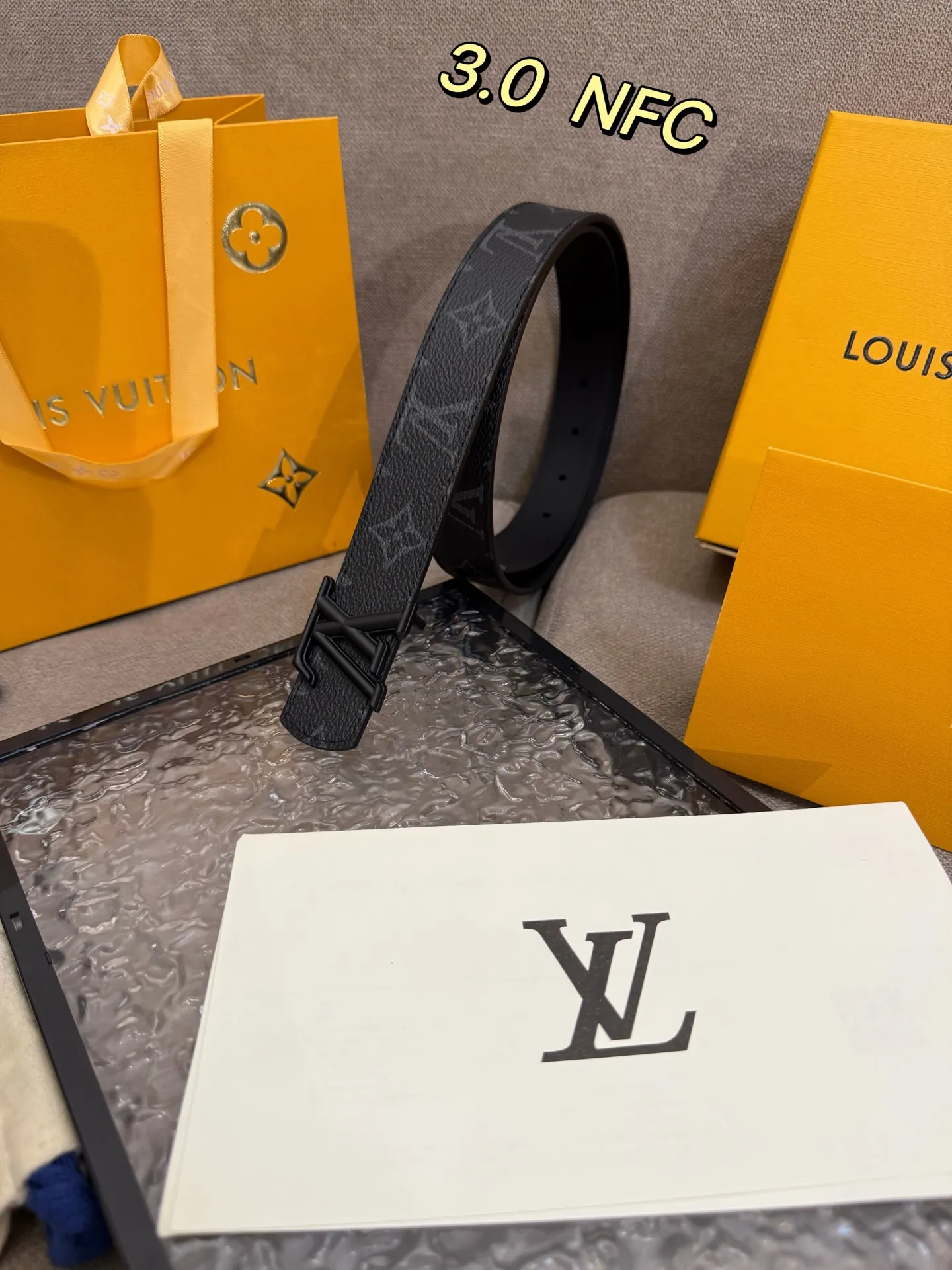 LOUIS VUITTON 黒 Monogram 3.0cm ベルト - 画像 (4)