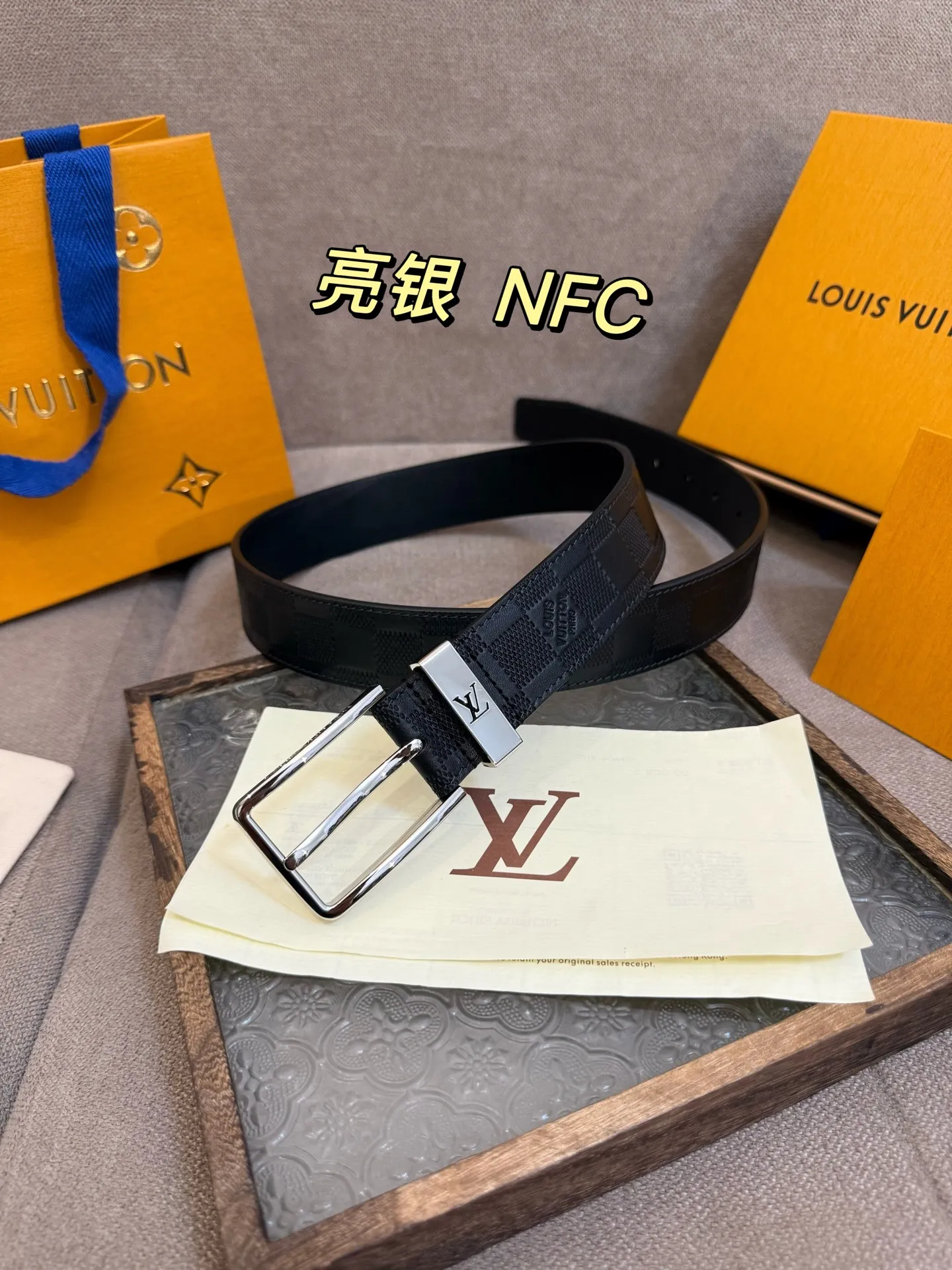 Louis Vuitton 新作黒カウボーイベルト - 画像 (3)