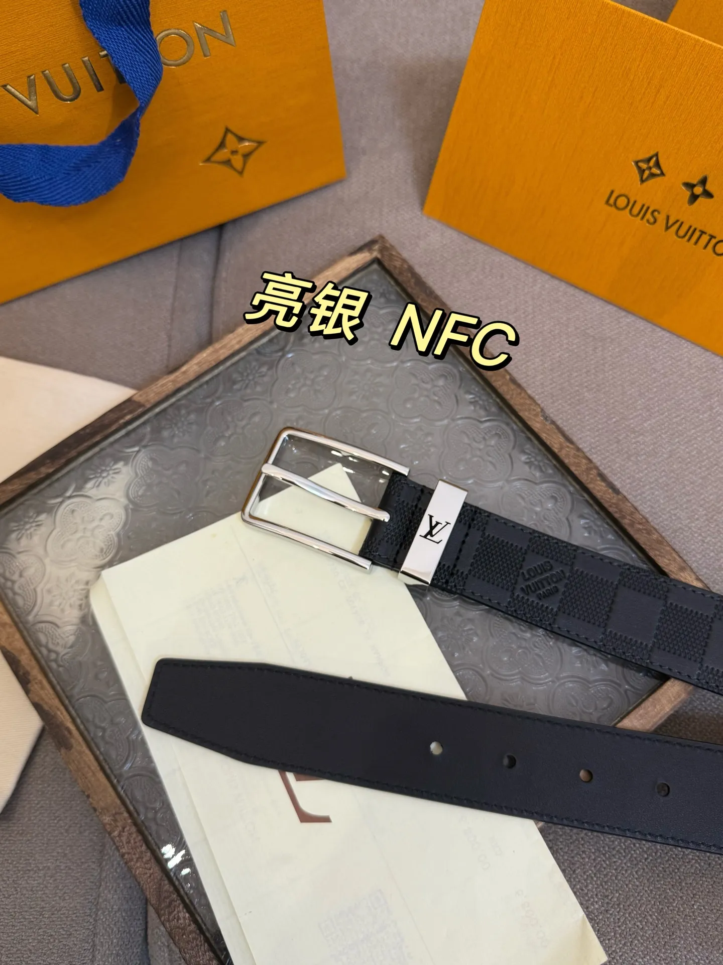 Louis Vuitton 新作黒カウボーイベルト - 画像 (5)